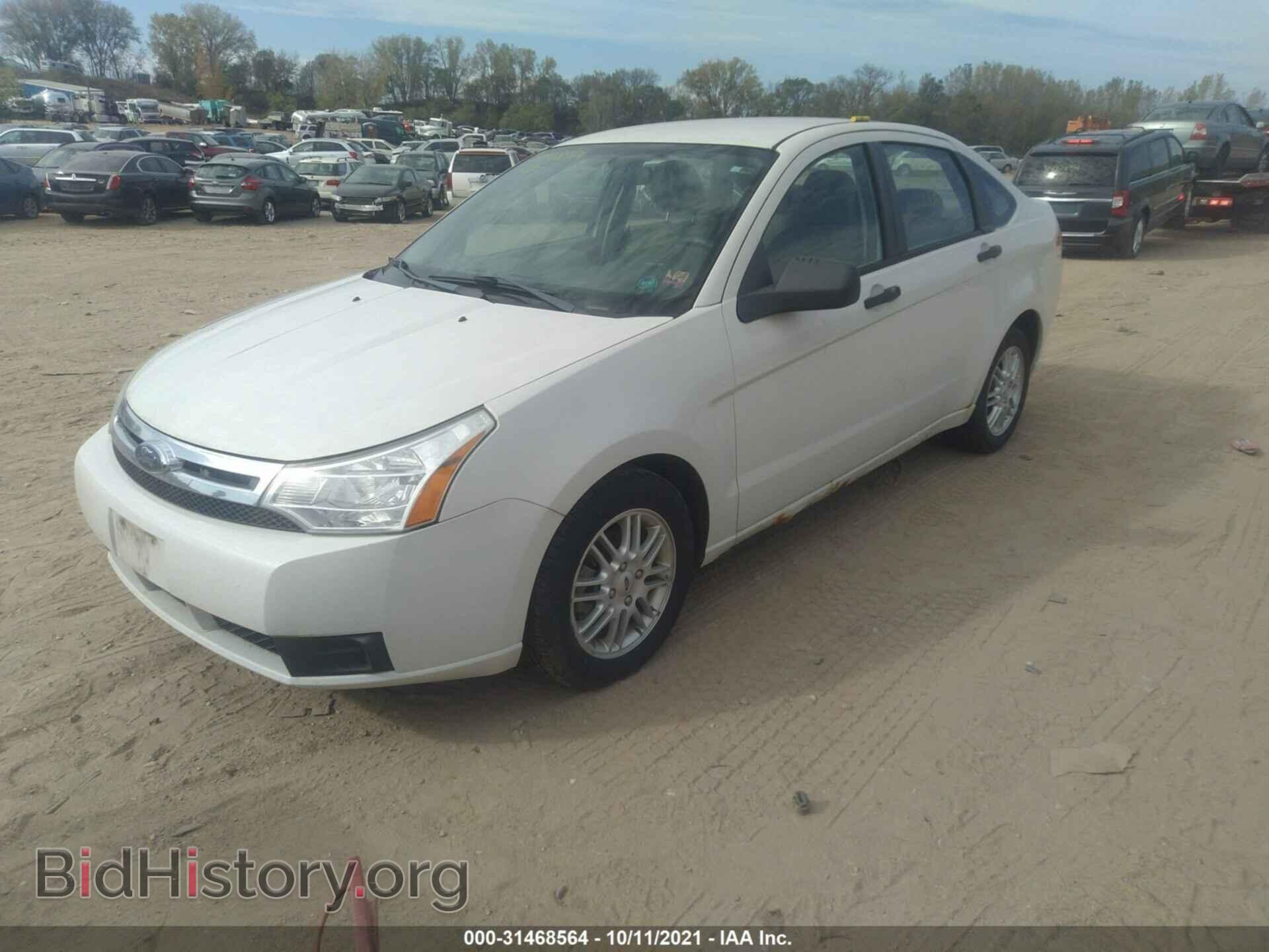 2009 FORD FOCUS - VIN: 1FAHP35N29W230577 - Фото 2