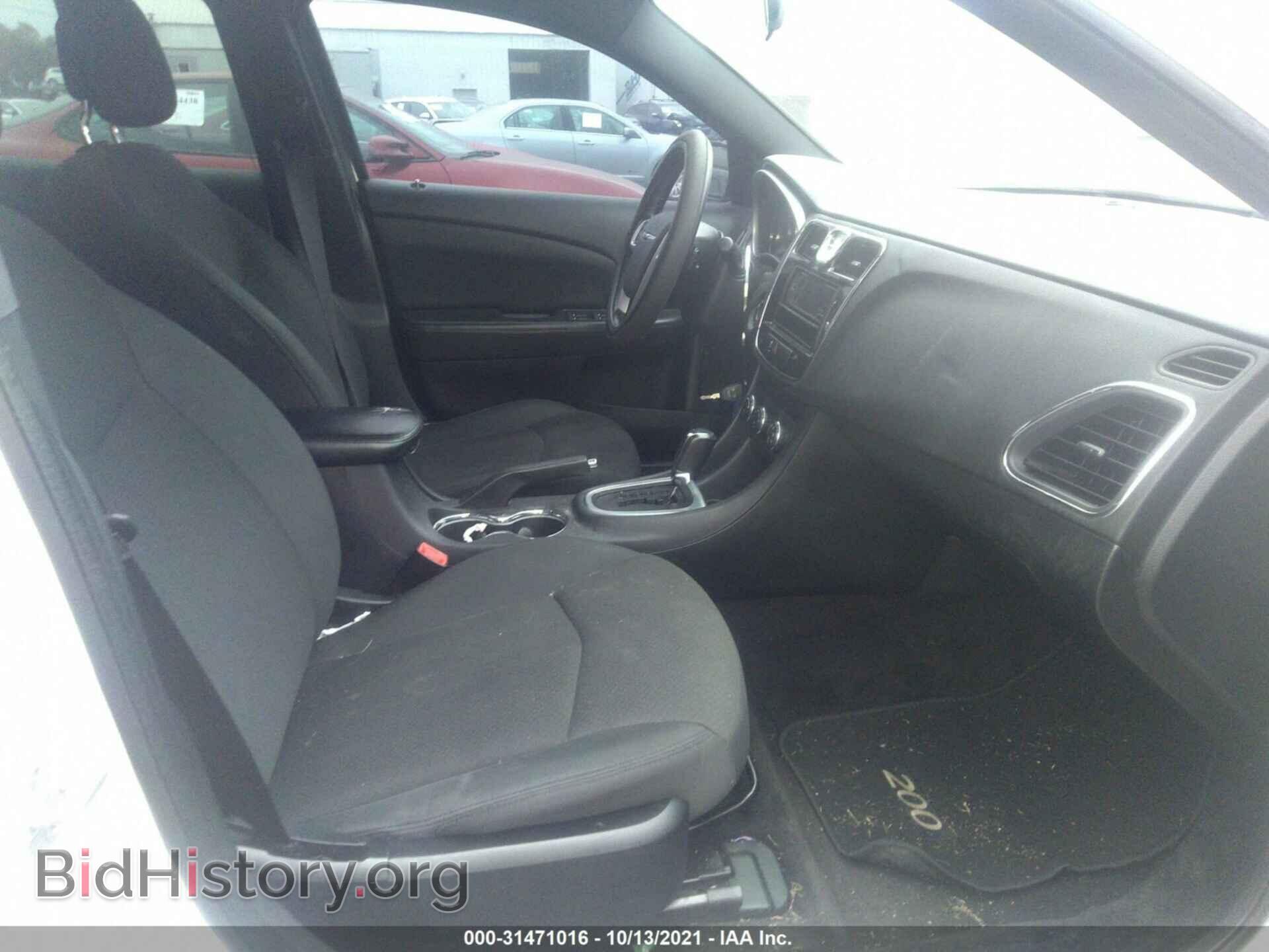 2011 CHRYSLER 200 - VIN: 1C3BC1FBXBN522823 - Фото 5