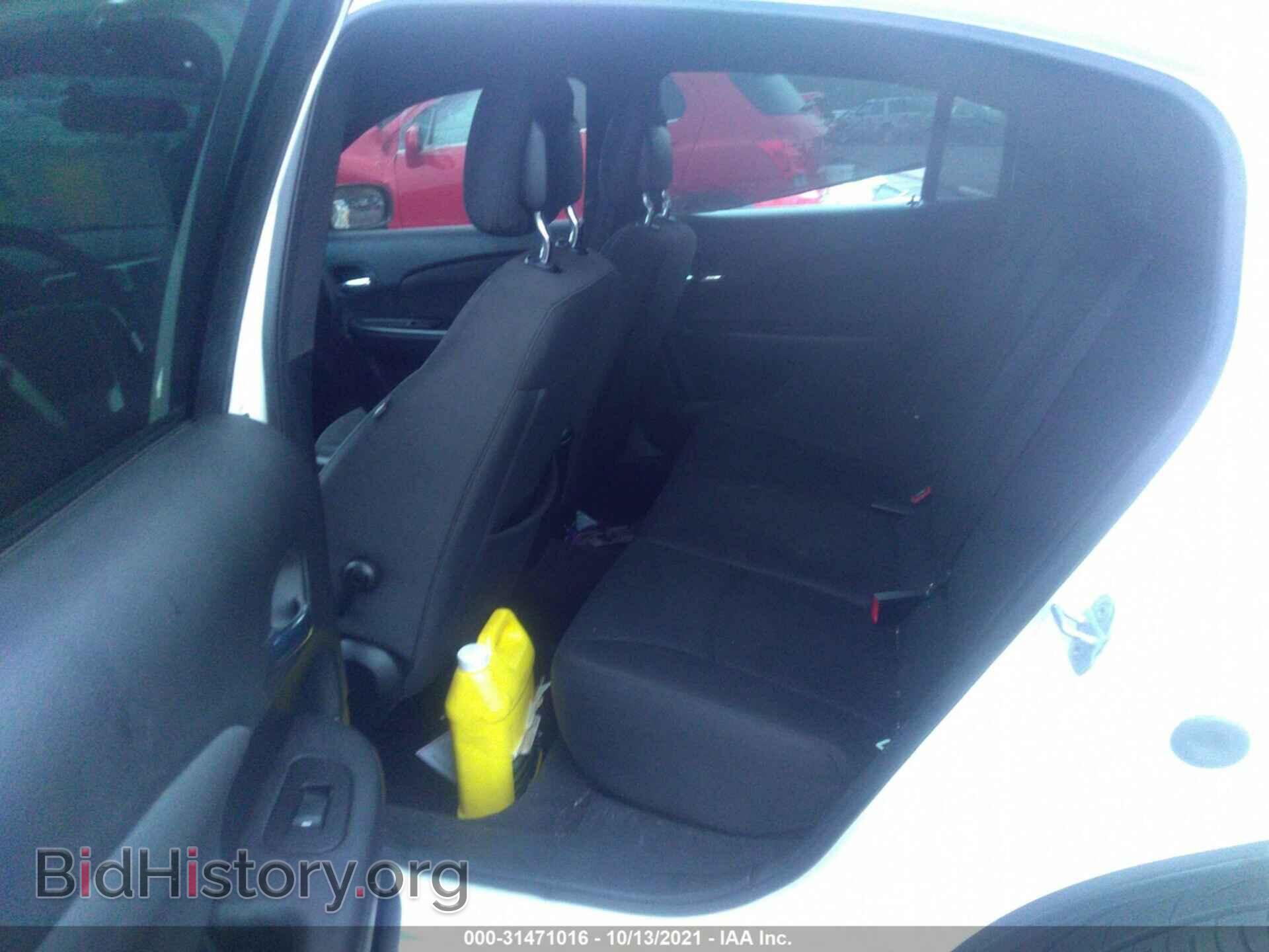 2011 CHRYSLER 200 - VIN: 1C3BC1FBXBN522823 - Фото 8