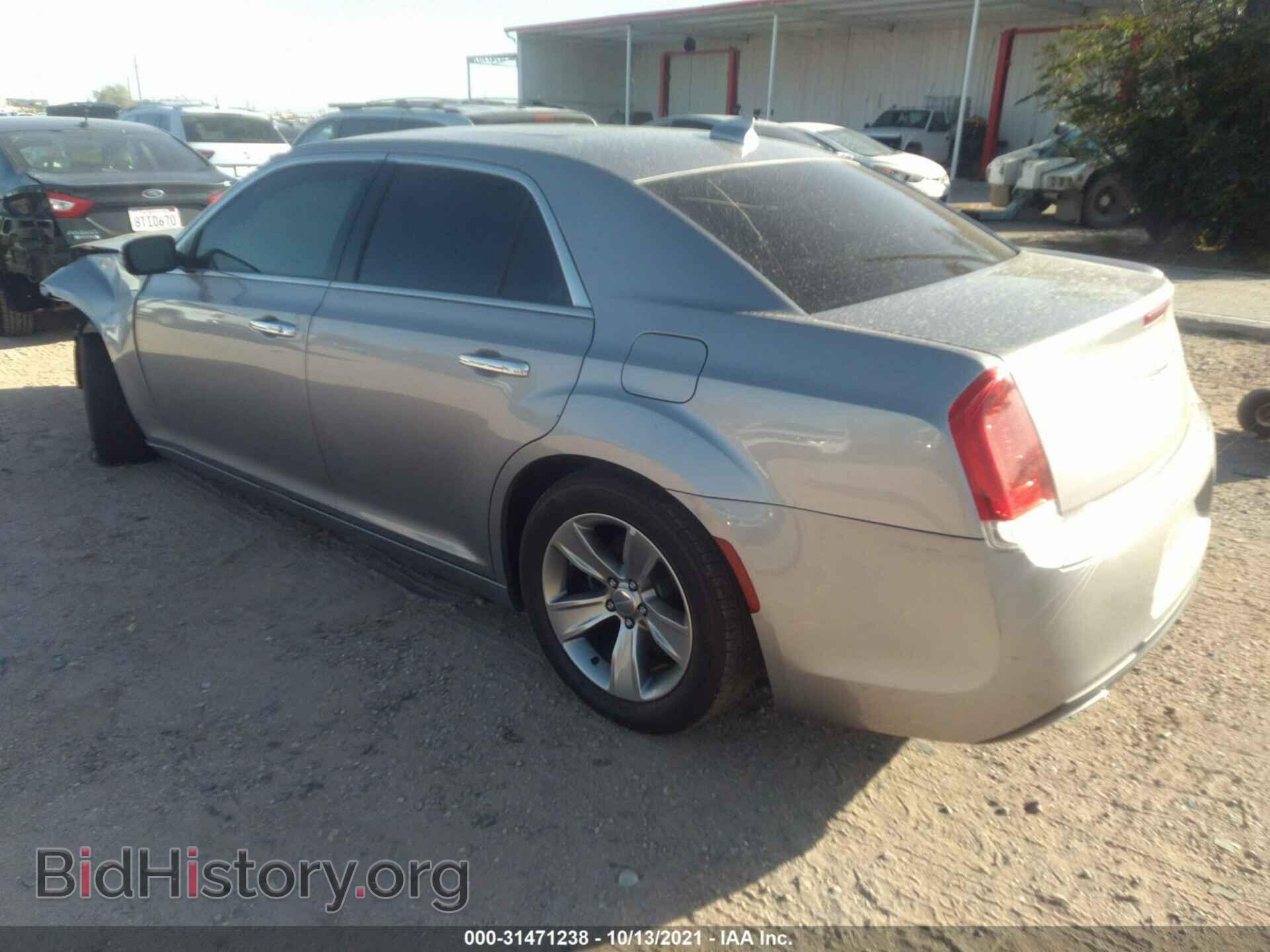 2016 CHRYSLER 300 - VIN: 2C3CCAEG2GH248132 - Фото 3