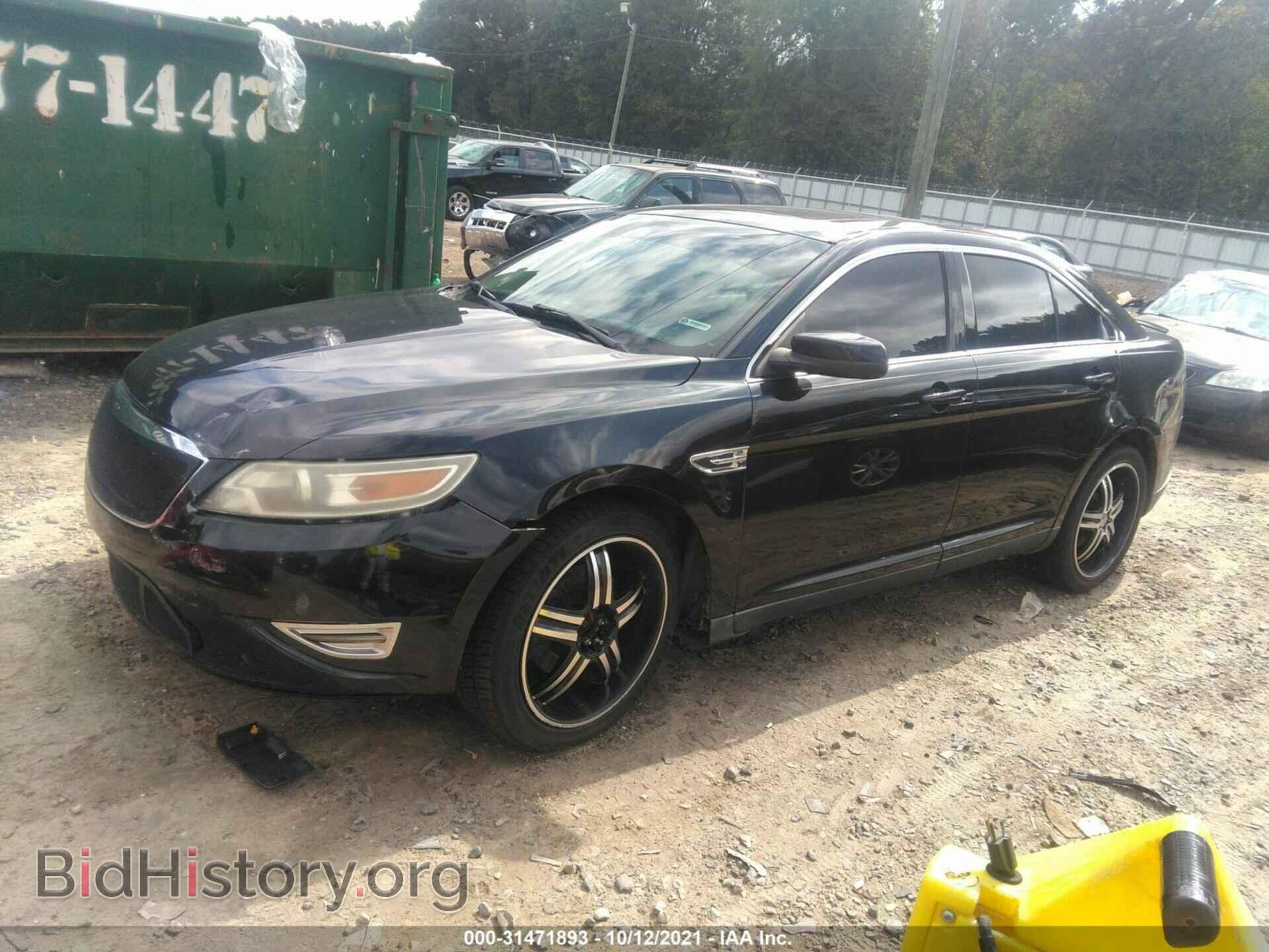 2011 FORD TAURUS - VIN: 1FAHP2KT5BG157220 - Фото 2
