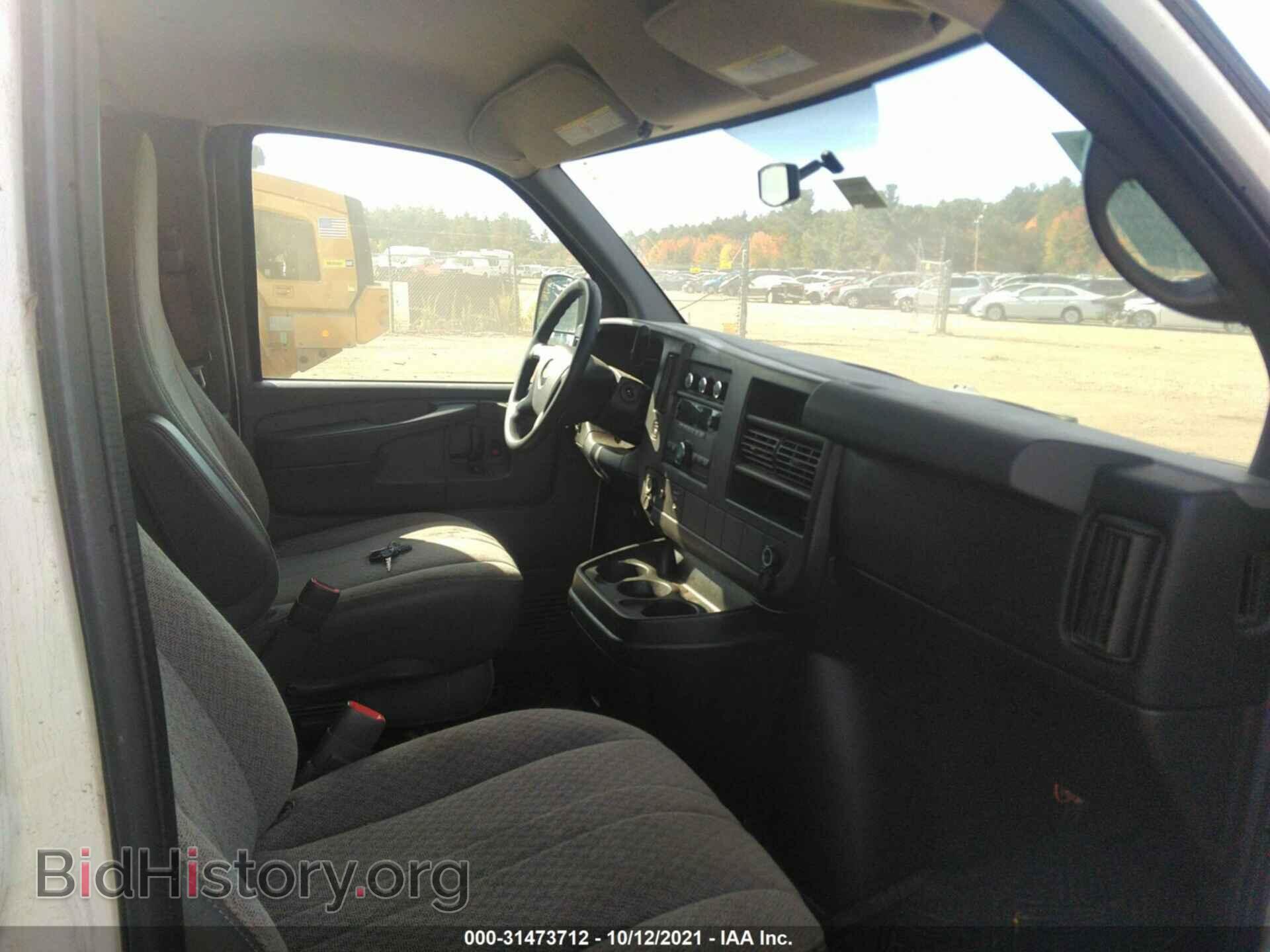 2014 CHEVROLET EXPRESS CARGO VAN - VIN: 1GCWGFCA4E1208641 - Photo 5