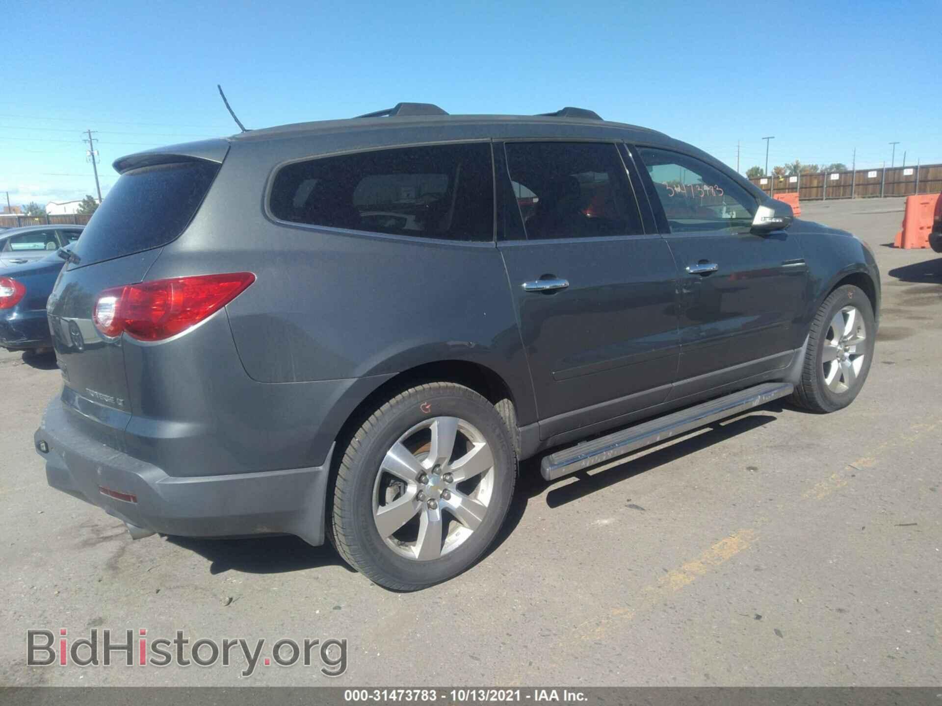 2010 CHEVROLET TRAVERSE - VIN: 1GNLVFED8AJ226206 - Фото 4