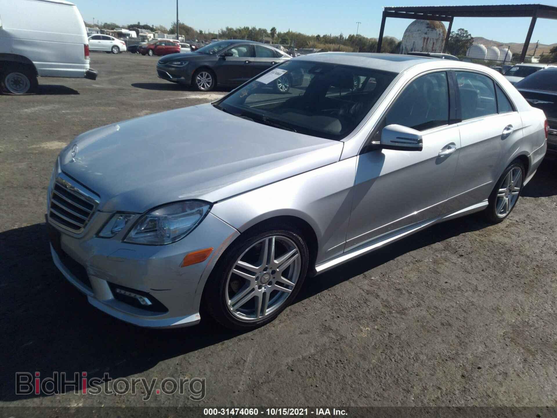 2010 MERCEDES-BENZ E-CLASS - VIN: WDDHF5GB0AA075126 - Фото 2