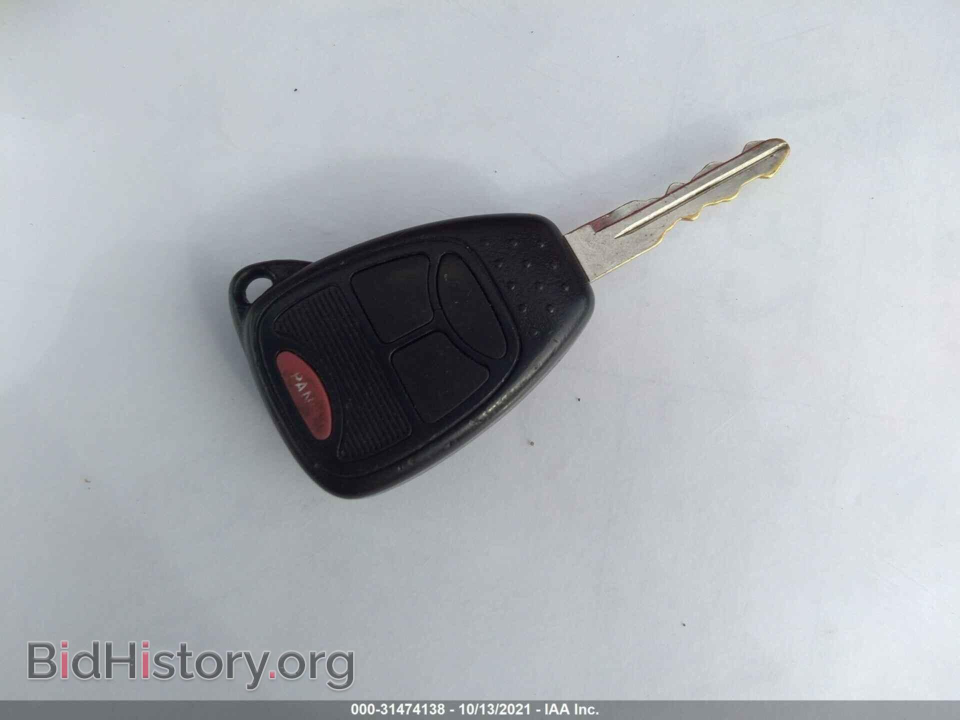 2011 CHRYSLER 200 - VIN: 1C3BC1FB6BN626404 - Фото 11
