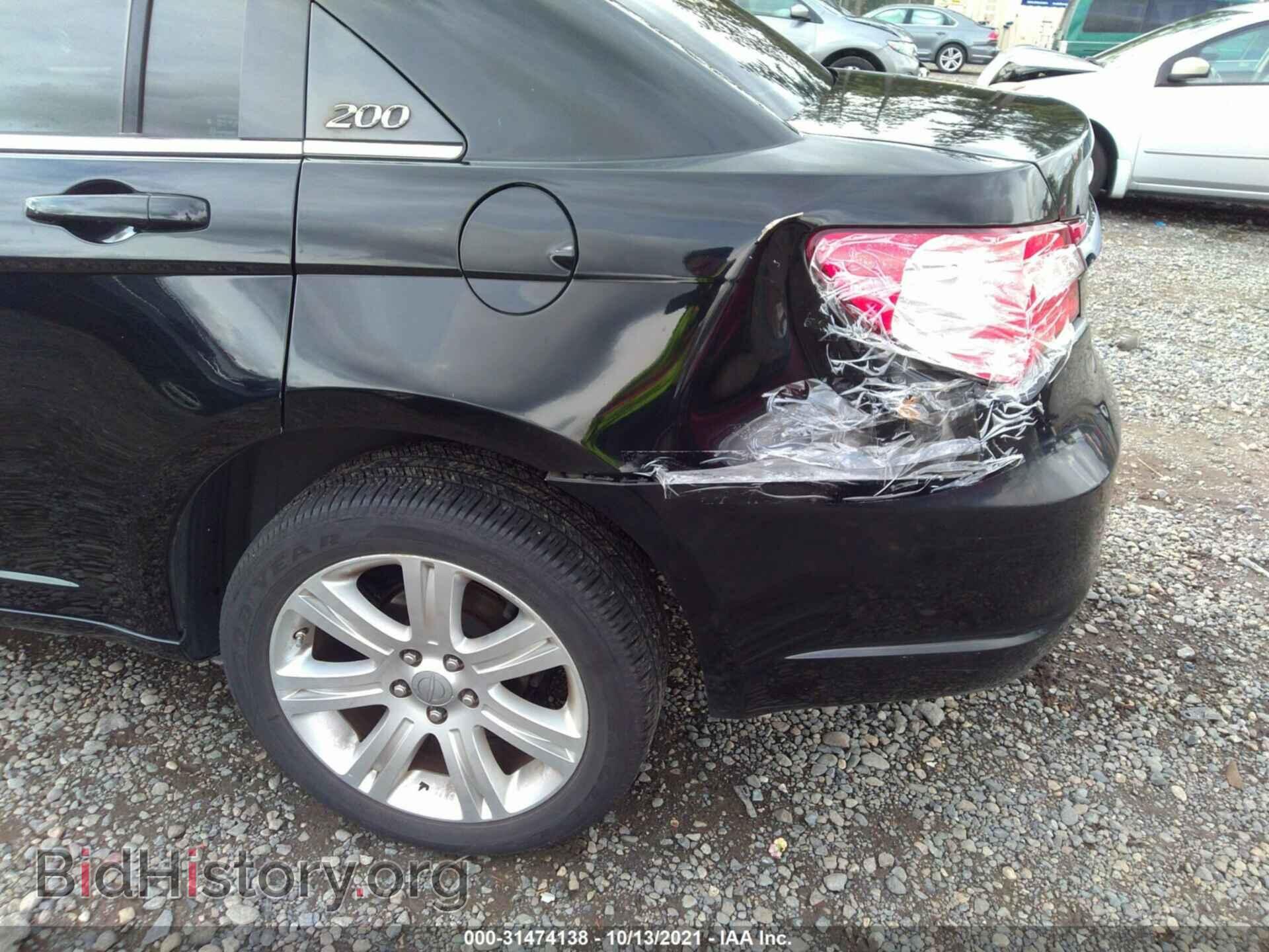 2011 CHRYSLER 200 - VIN: 1C3BC1FB6BN626404 - Фото 6