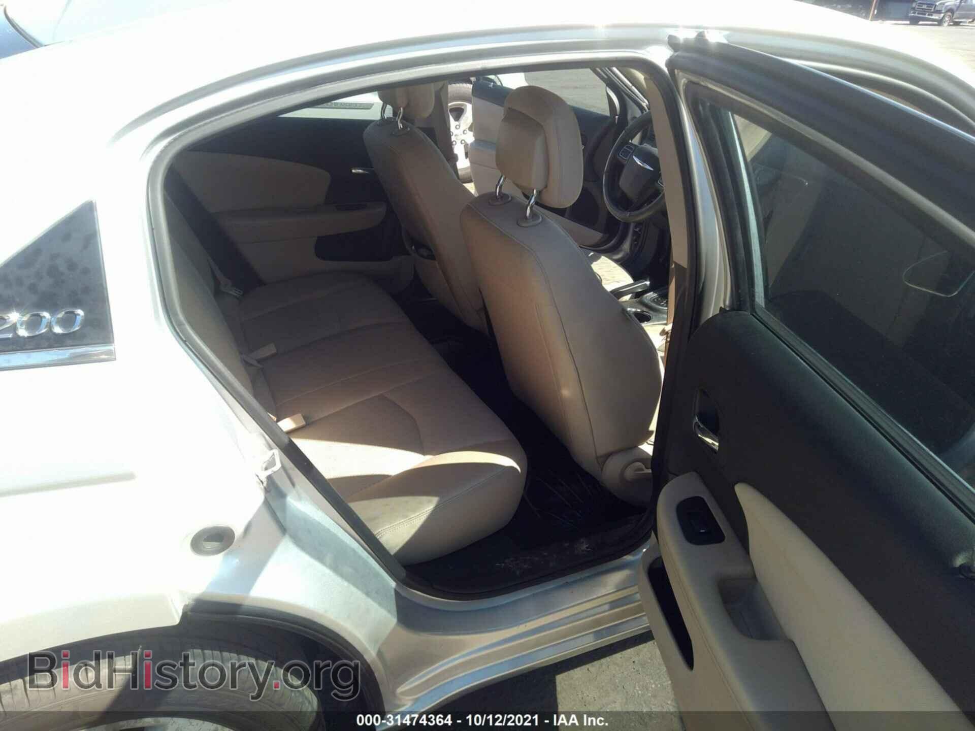 2012 CHRYSLER 200 - VIN: 1C3CCBAB0CN145325 - Фото 8
