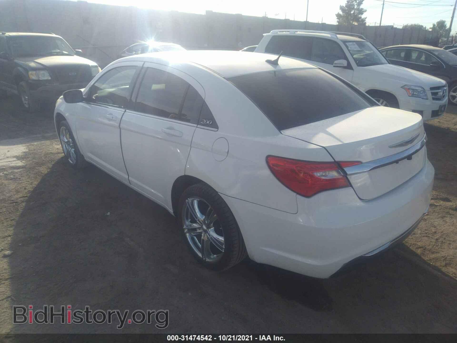 2013 CHRYSLER 200 - VIN: 1C3CCBBBXDN696295 - Фото 3