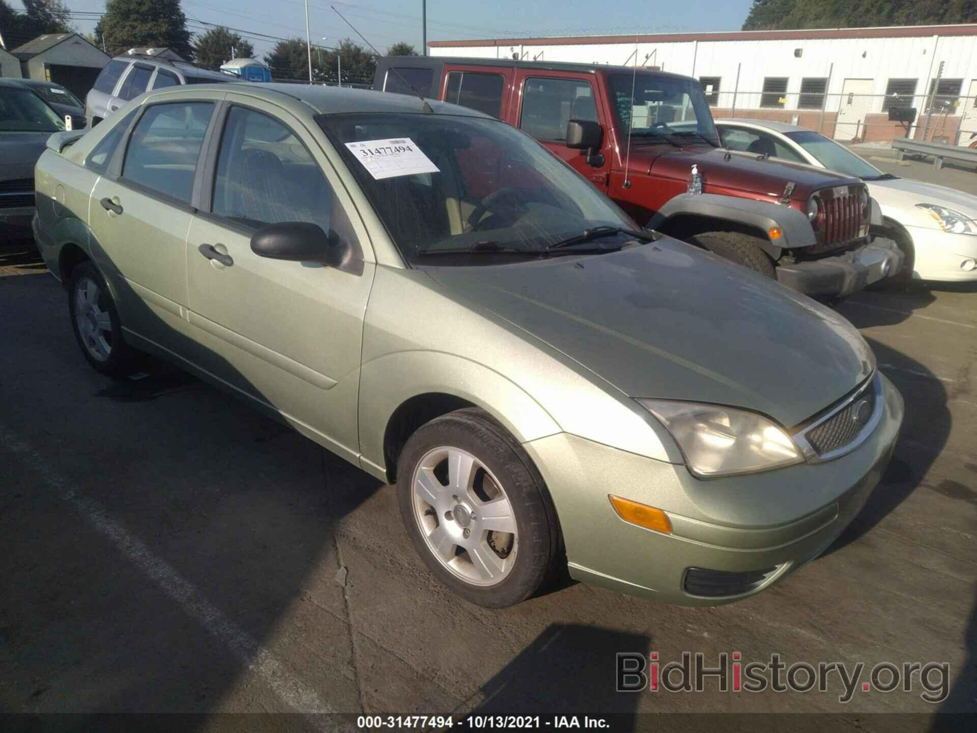 Photo 1FAHP34N77W220772 - FORD FOCUS 2007