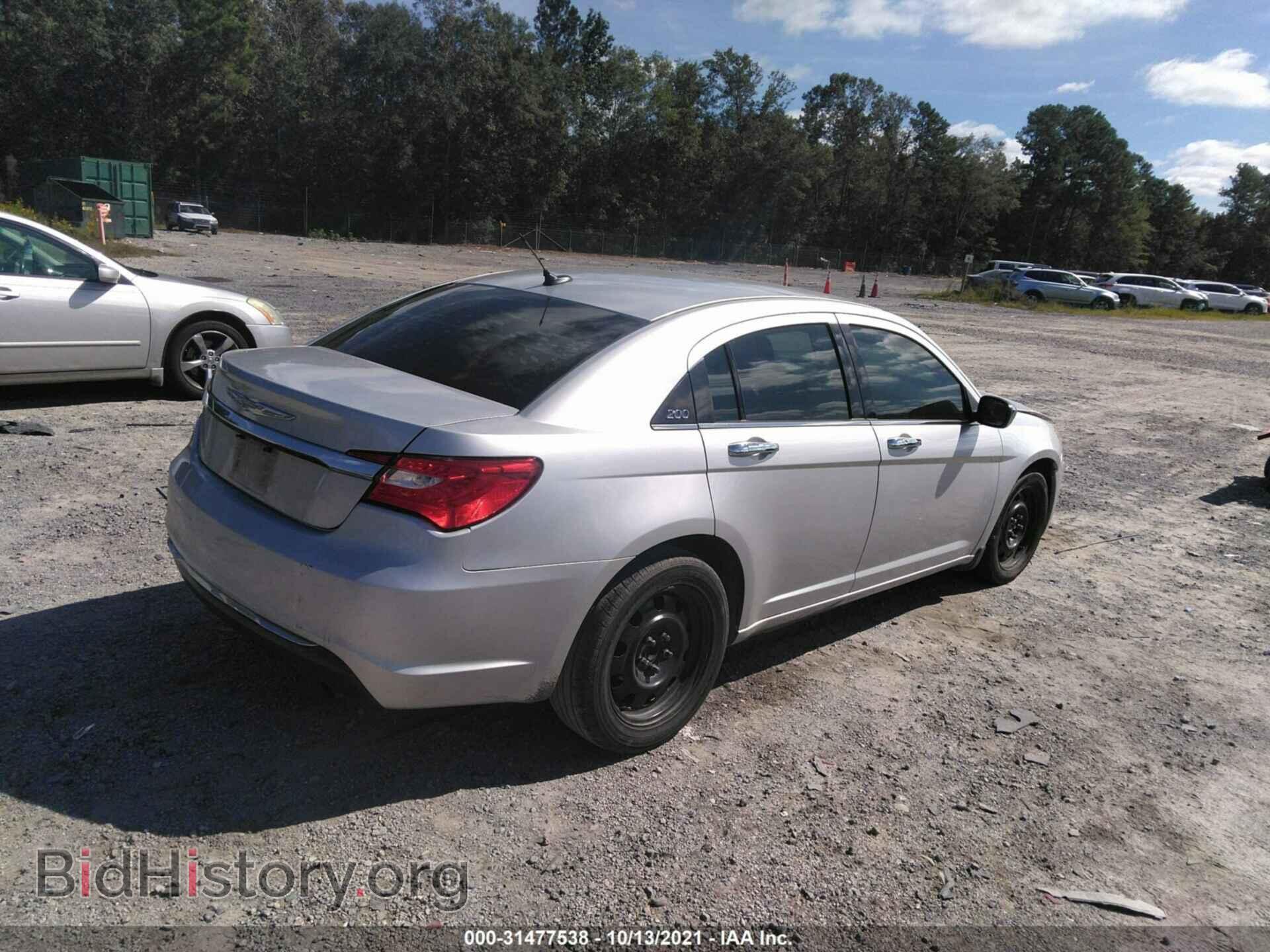 2012 CHRYSLER 200 - VIN: 1C3CCBAB3CN268469 - Photo 4