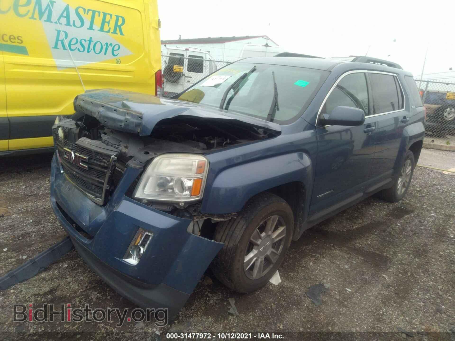 2011 GMC TERRAIN - VIN: 2CTALSEC8B6378432 - Photo 2