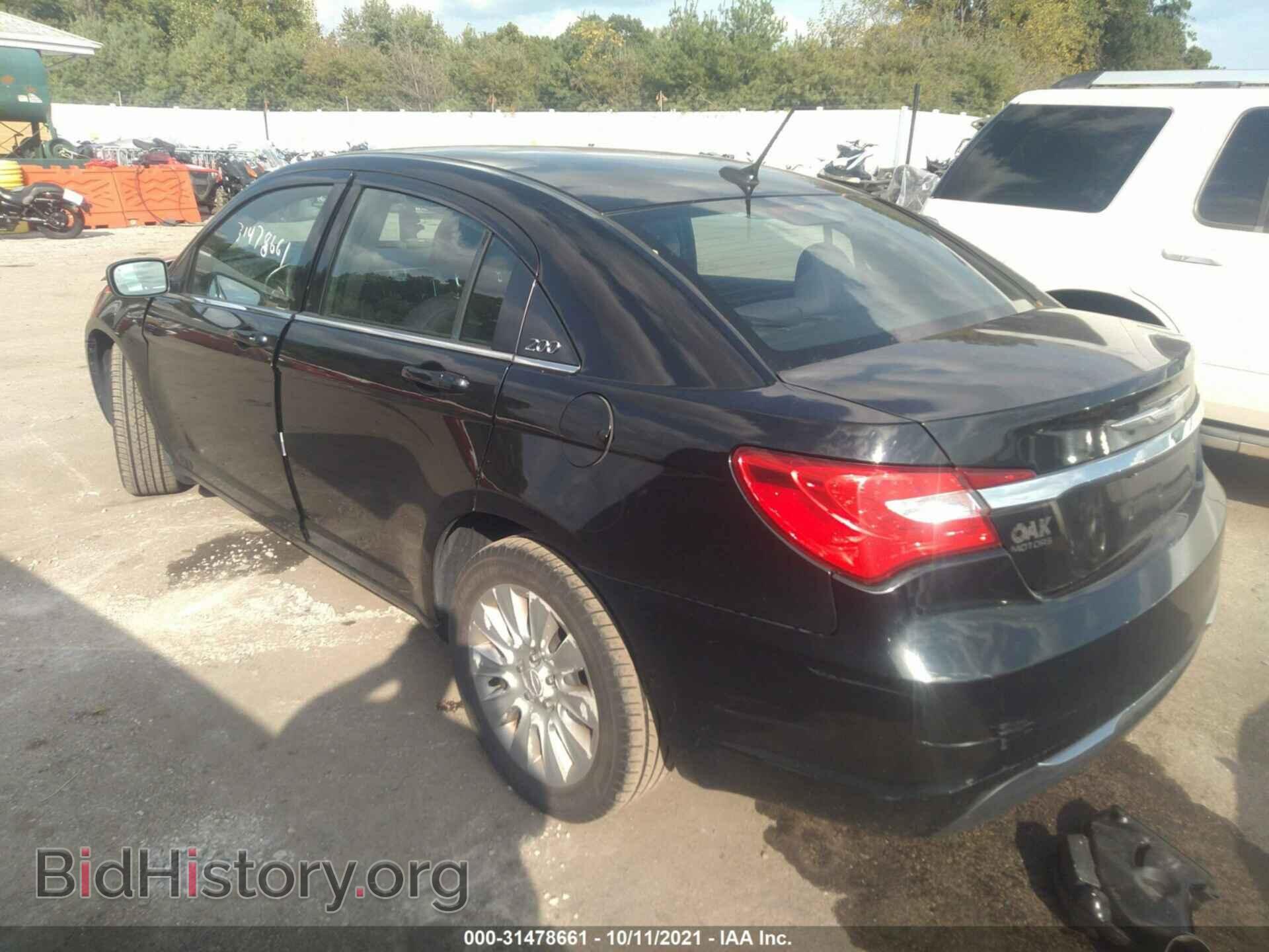 2012 CHRYSLER 200 - VIN: 1C3CCBAB1CN330273 - Фото 3