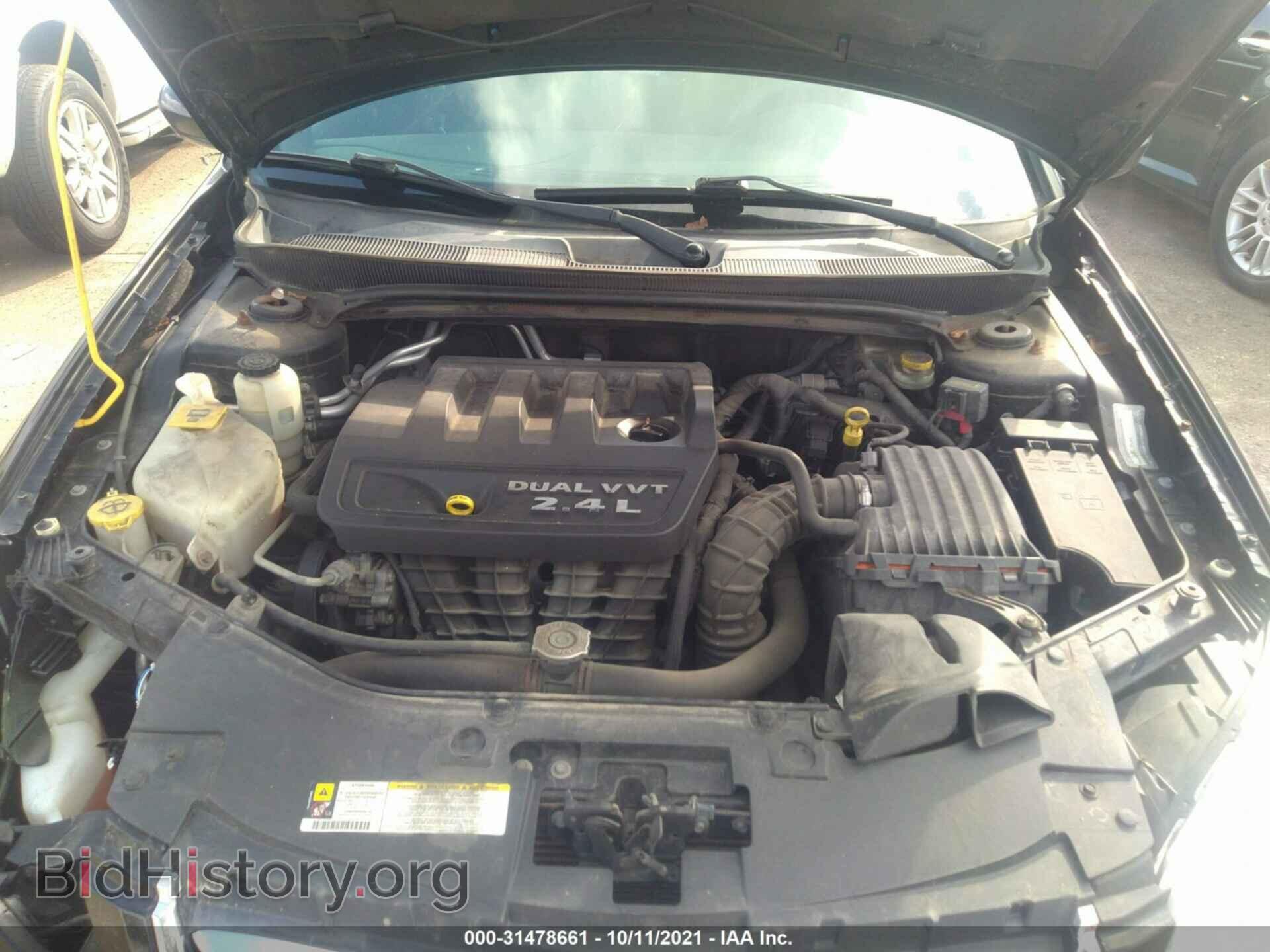2012 CHRYSLER 200 - VIN: 1C3CCBAB1CN330273 - Фото 10