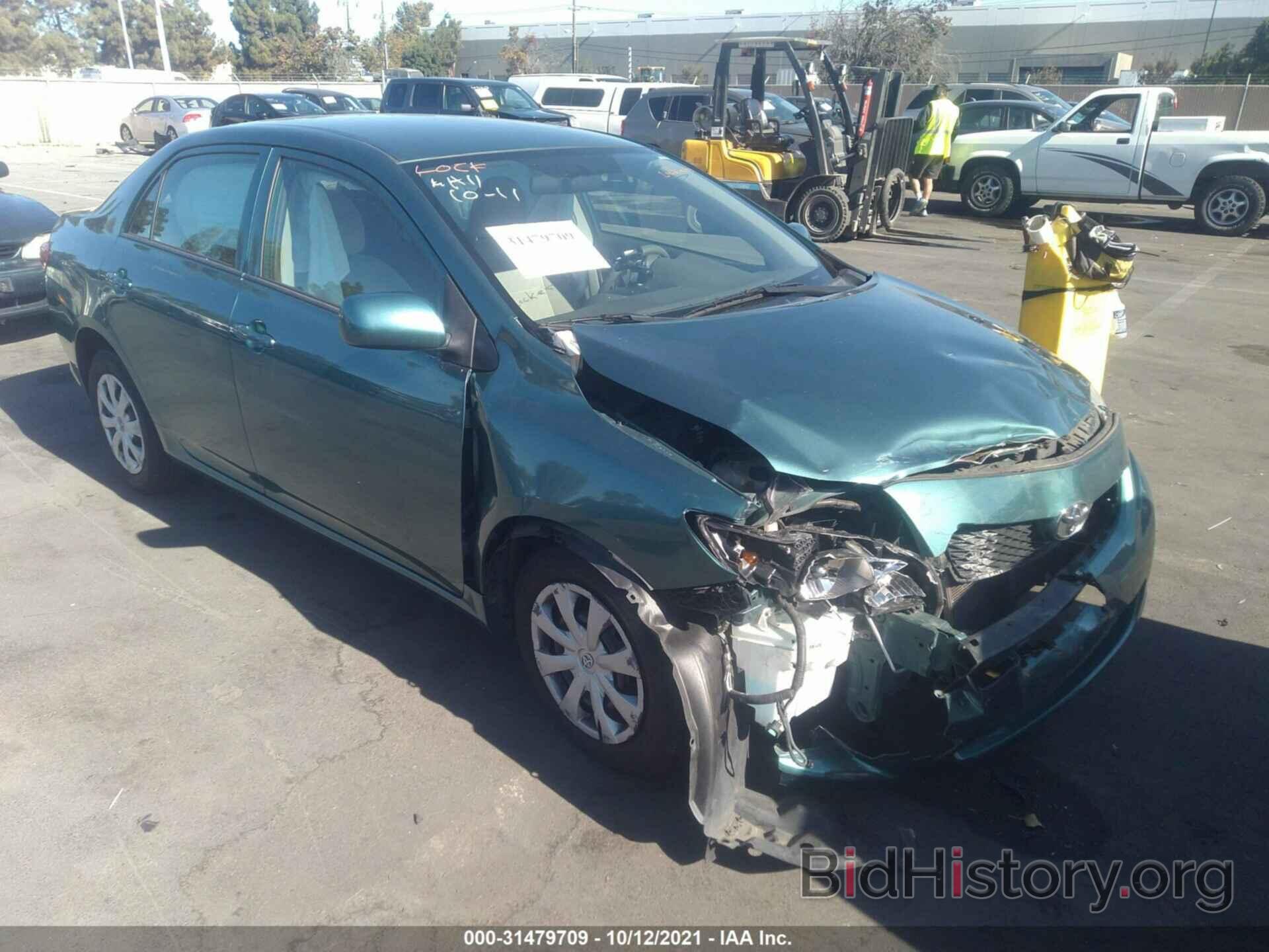 Photo 1NXBU4EE3AZ242179 - TOYOTA COROLLA 2010