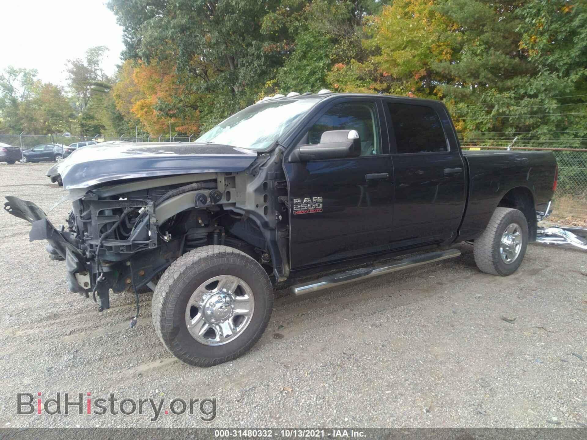 2017 RAM 2500 - VIN: 3C6UR5CJ5HG740232 - Фото 2