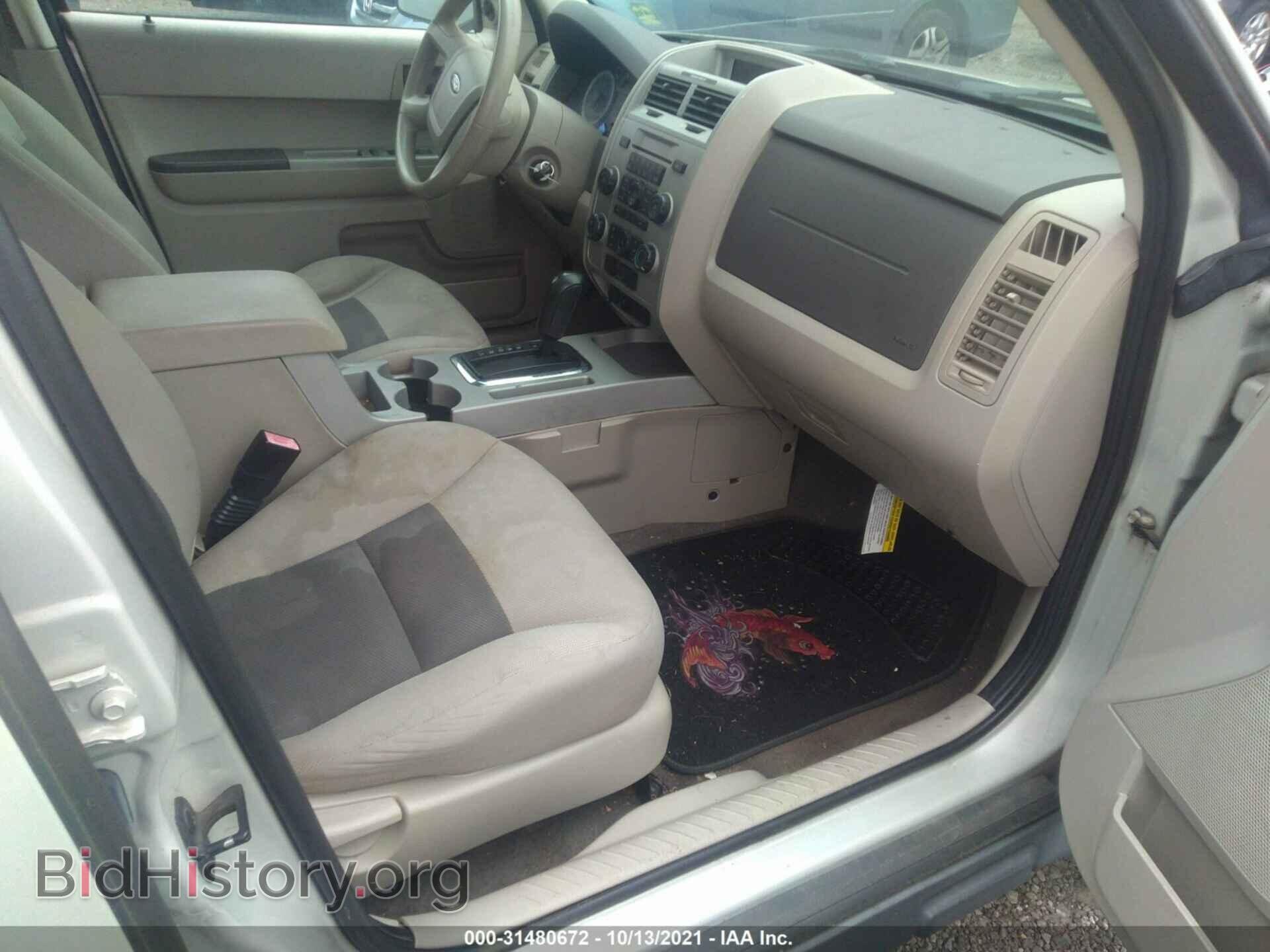 2008 FORD ESCAPE - VIN: 1FMCU03128KB78915 - Фото 5