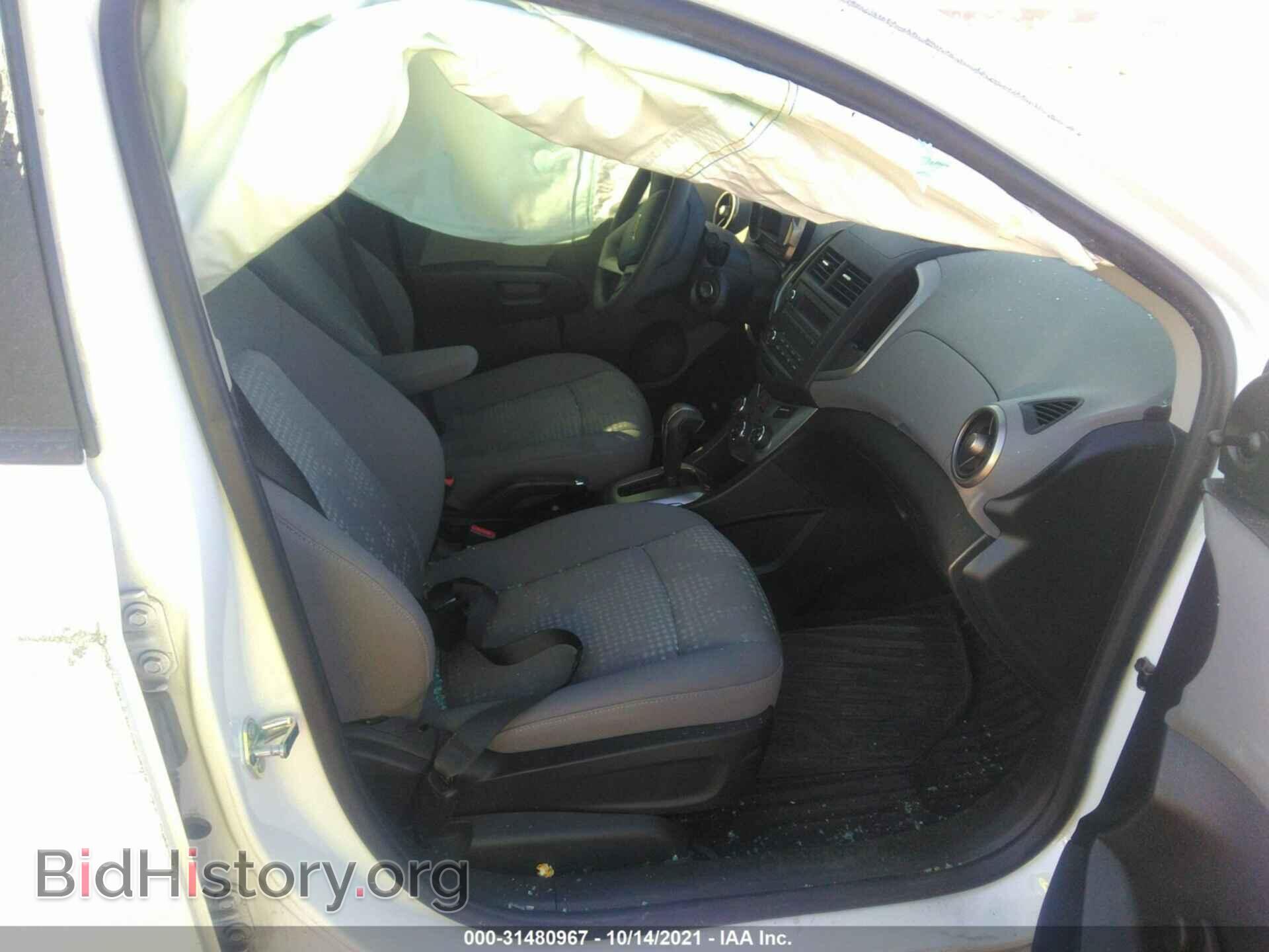 2015 CHEVROLET SONIC - VIN: 1G1JA5SH0F4140206 - Фото 5