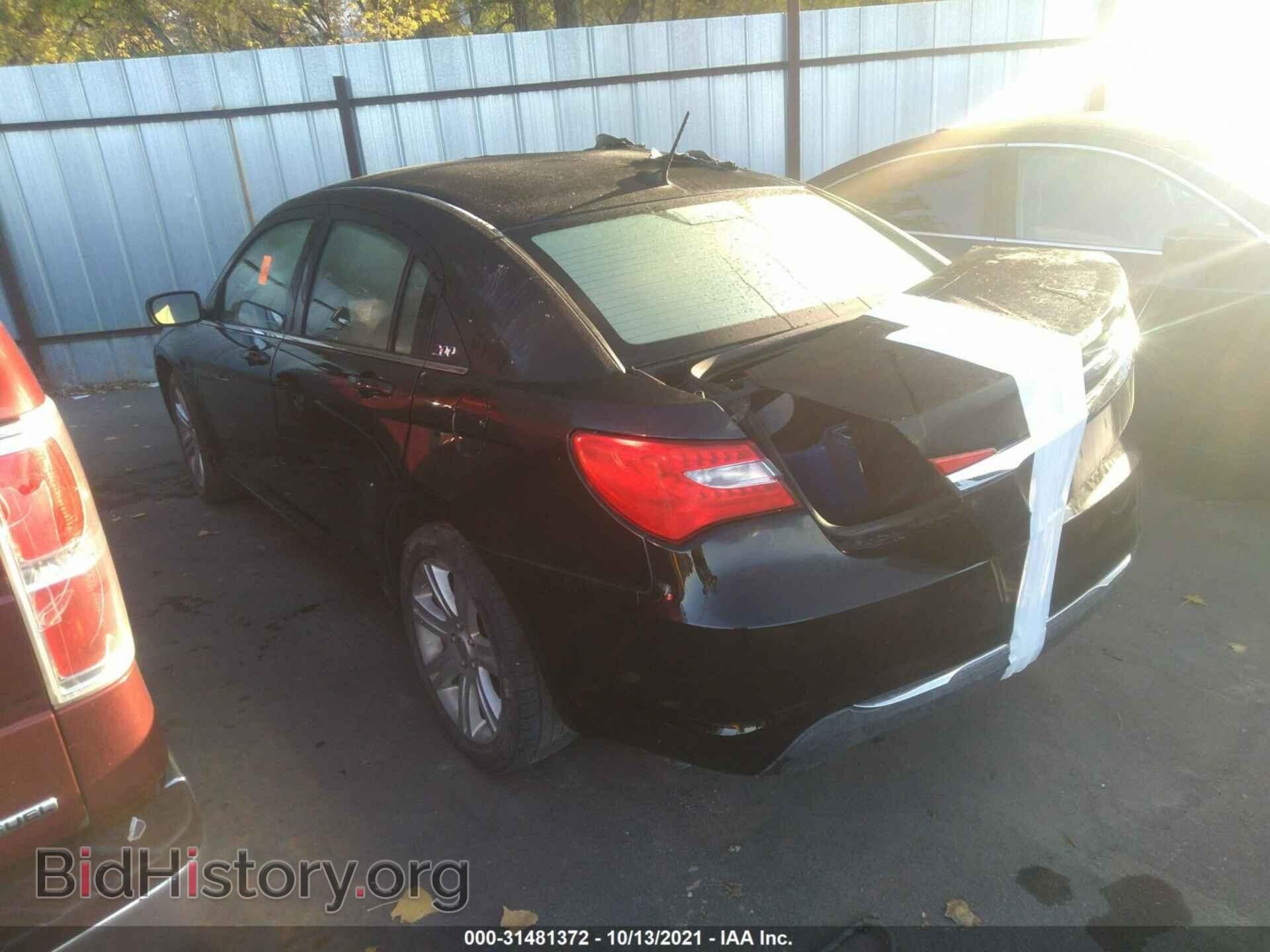 2013 CHRYSLER 200 - VIN: 1C3CCBAB0DN671598 - Photo 3