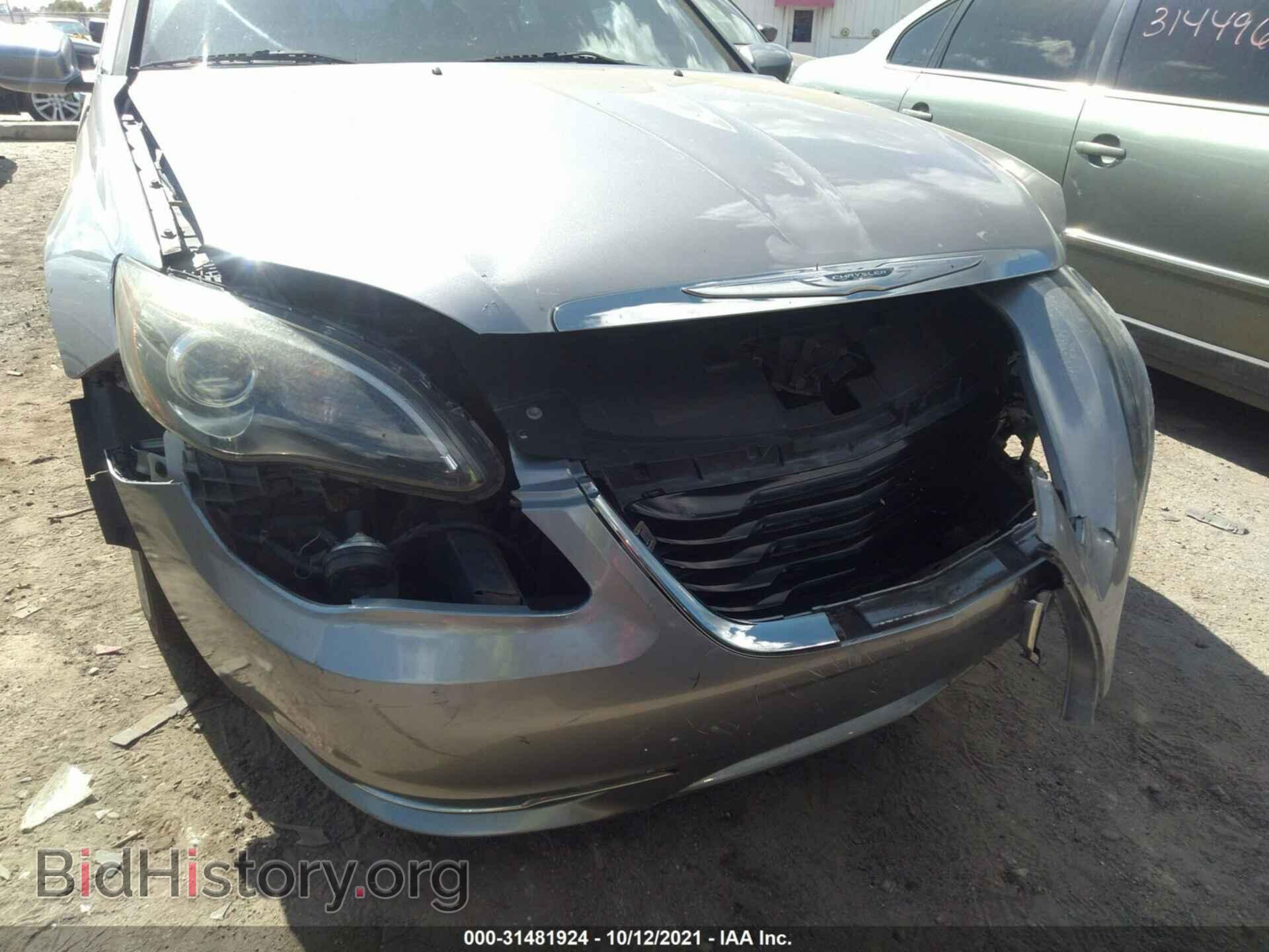 2013 CHRYSLER 200 - VIN: 1C3CCBBB3DN732800 - Фото 6