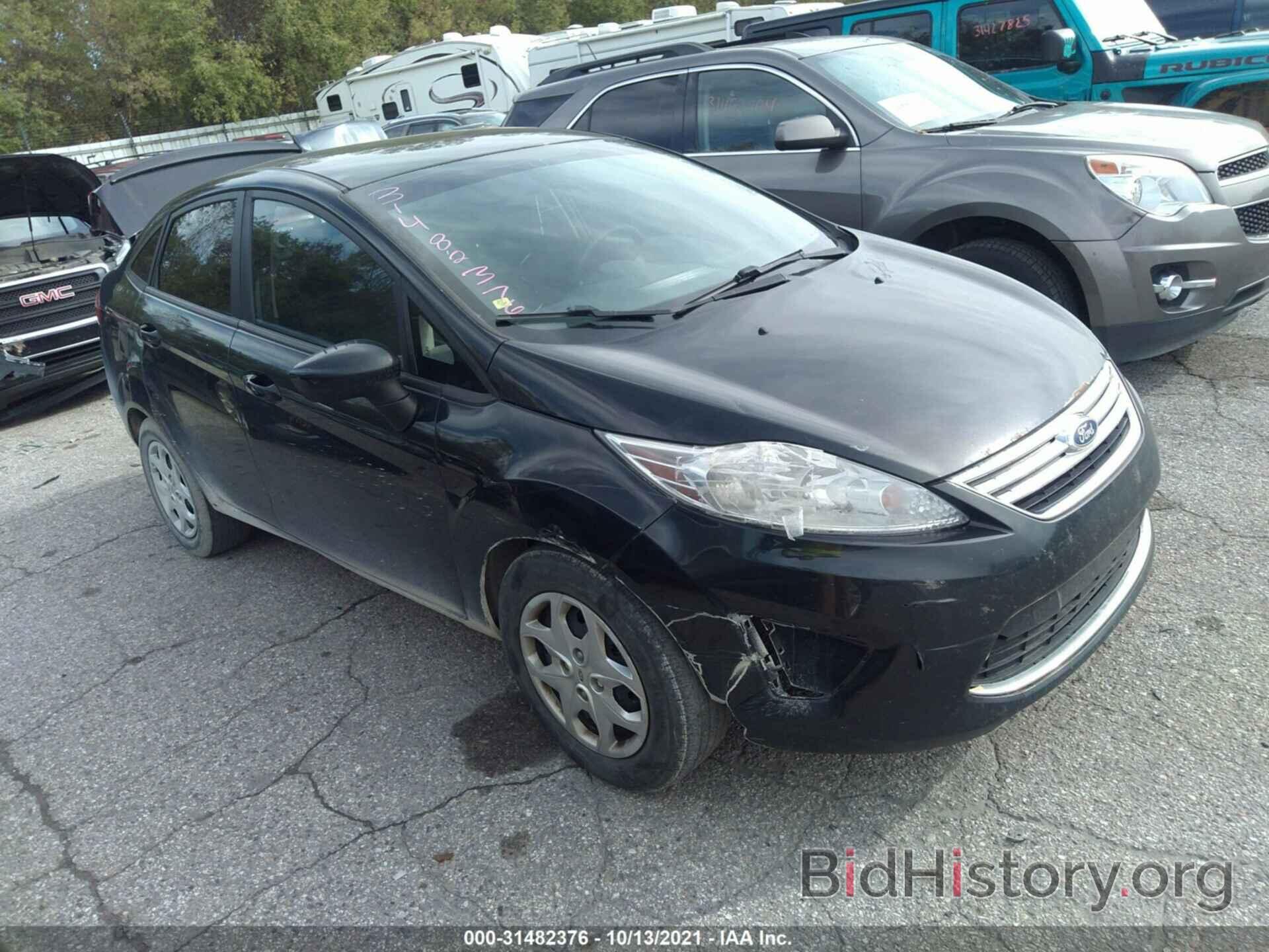 Photo 3FADP4BJ5BM216555 - FORD FIESTA 2011