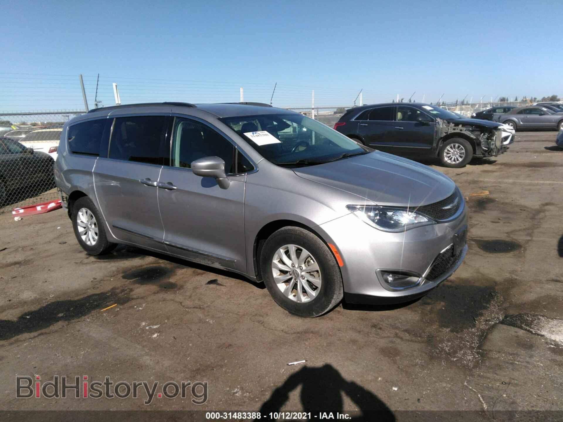 Фотография 2C4RC1BG4HR692022 - CHRYSLER PACIFICA 2017