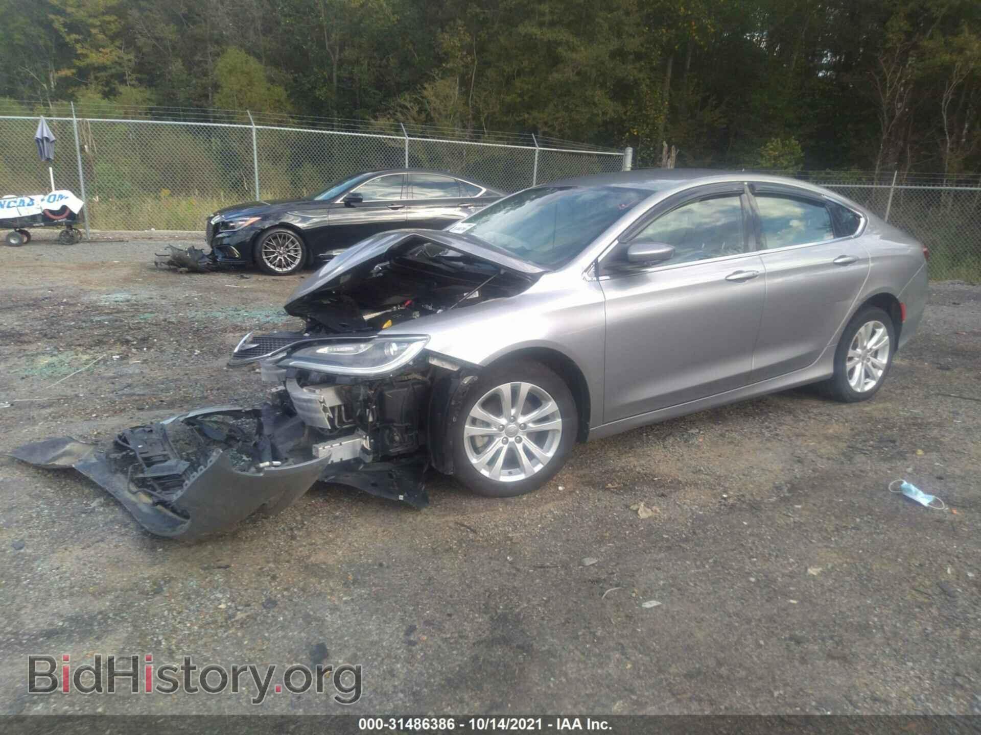 2015 CHRYSLER 200 - VIN: 1C3CCCAB2FN720342 - Фото 2