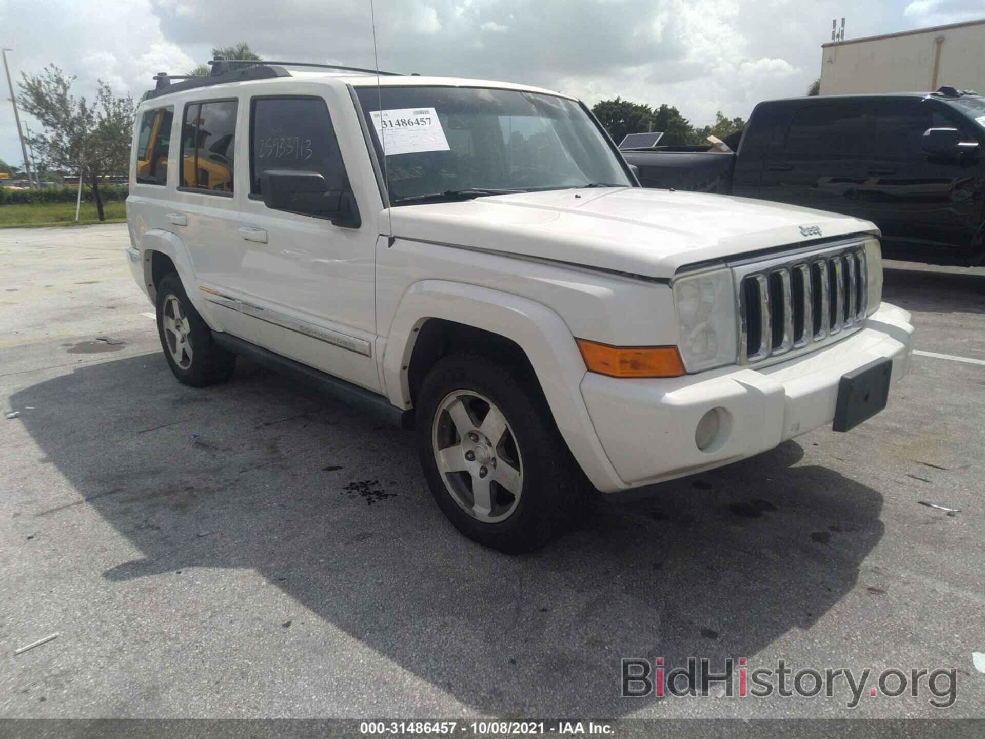 Photo 1J4RG4GK8AC156590 - JEEP COMMANDER 2010