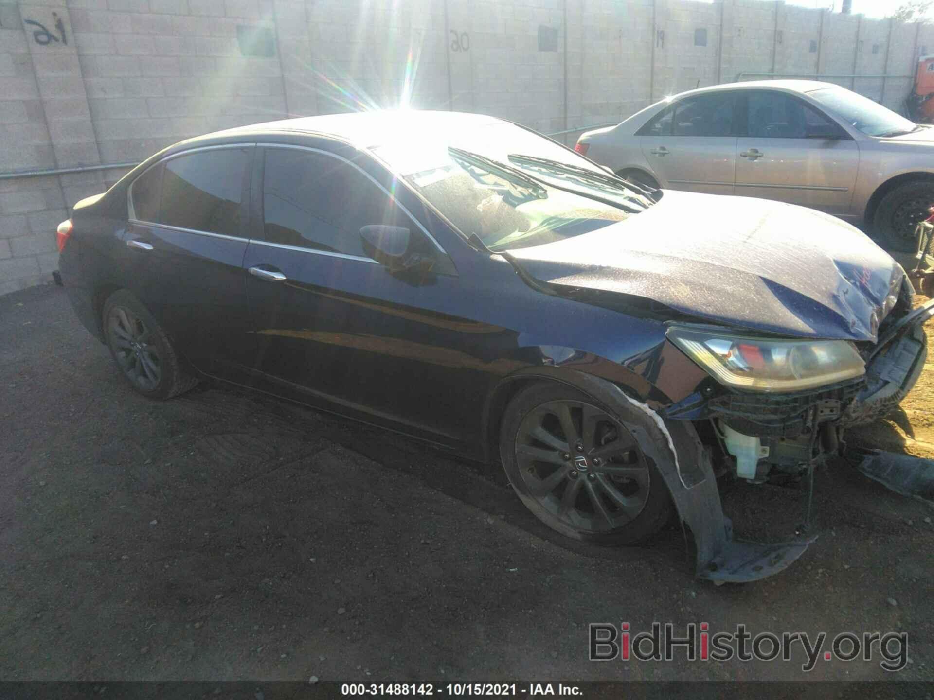 Photo 1HGCR2F50EA269040 - HONDA ACCORD SEDAN 2014