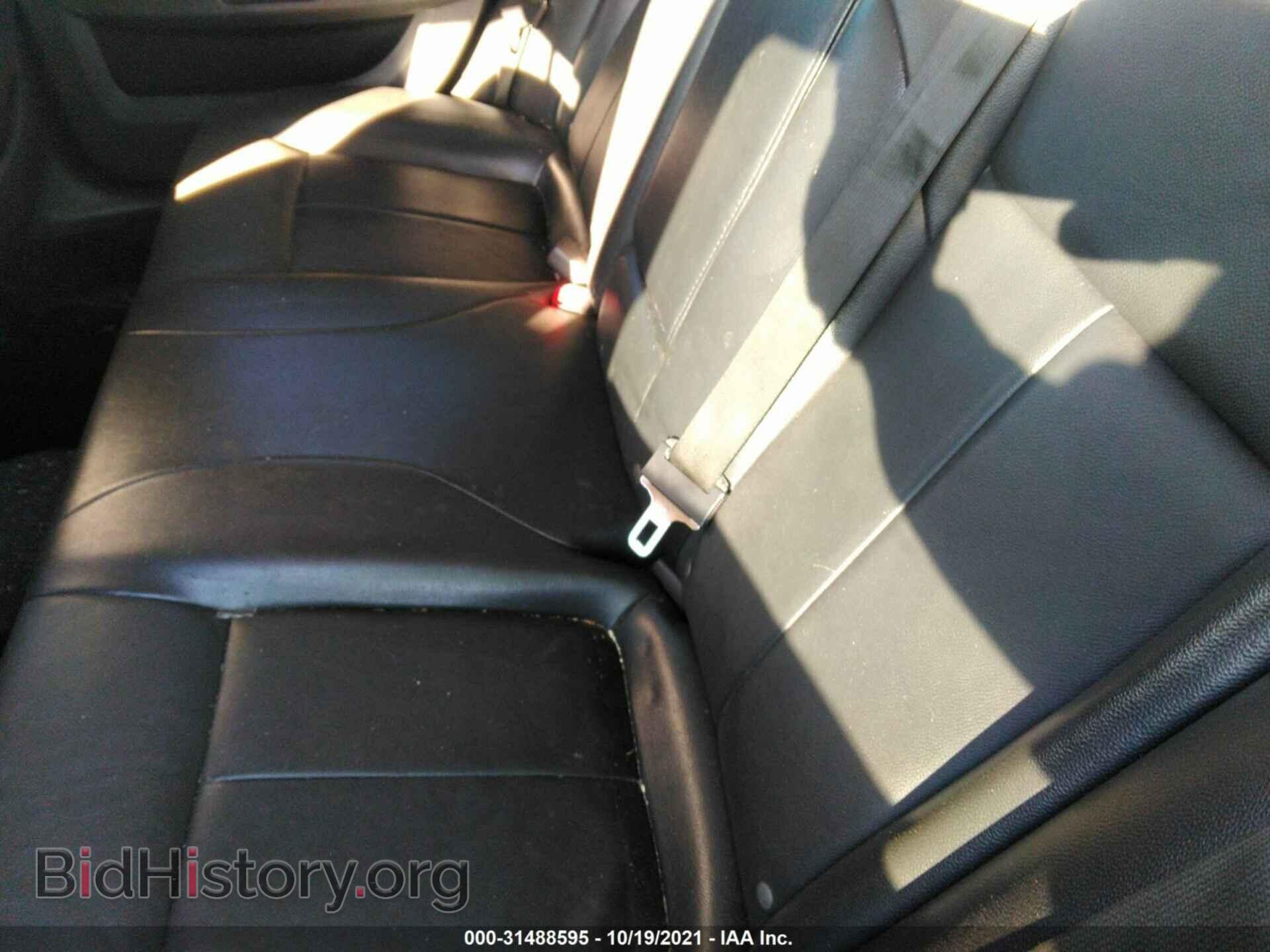 2010 CHRYSLER 300 - VIN: 2C3CA5CV7AH209252 - Фото 8