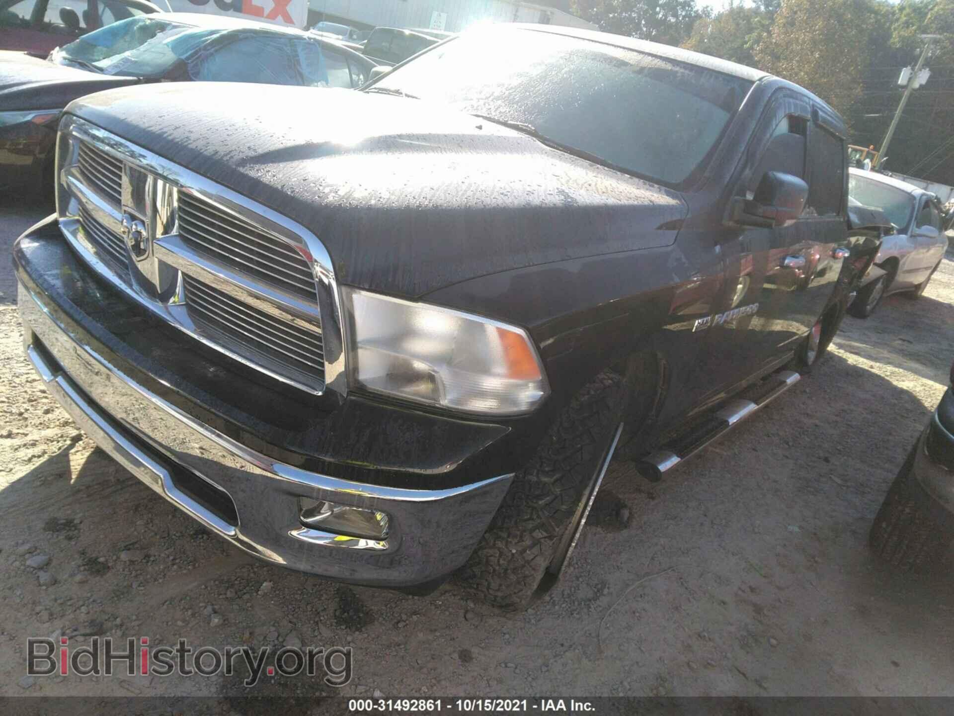 2011 RAM 1500 - VIN: 1D7RB1CTXBS654823 - Photo 2