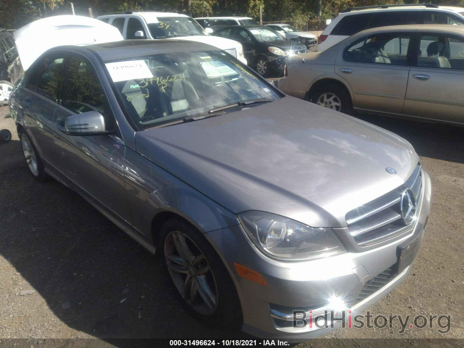 Photo WDDGF8AB2EA930789 - MERCEDES-BENZ C-CLASS 2014