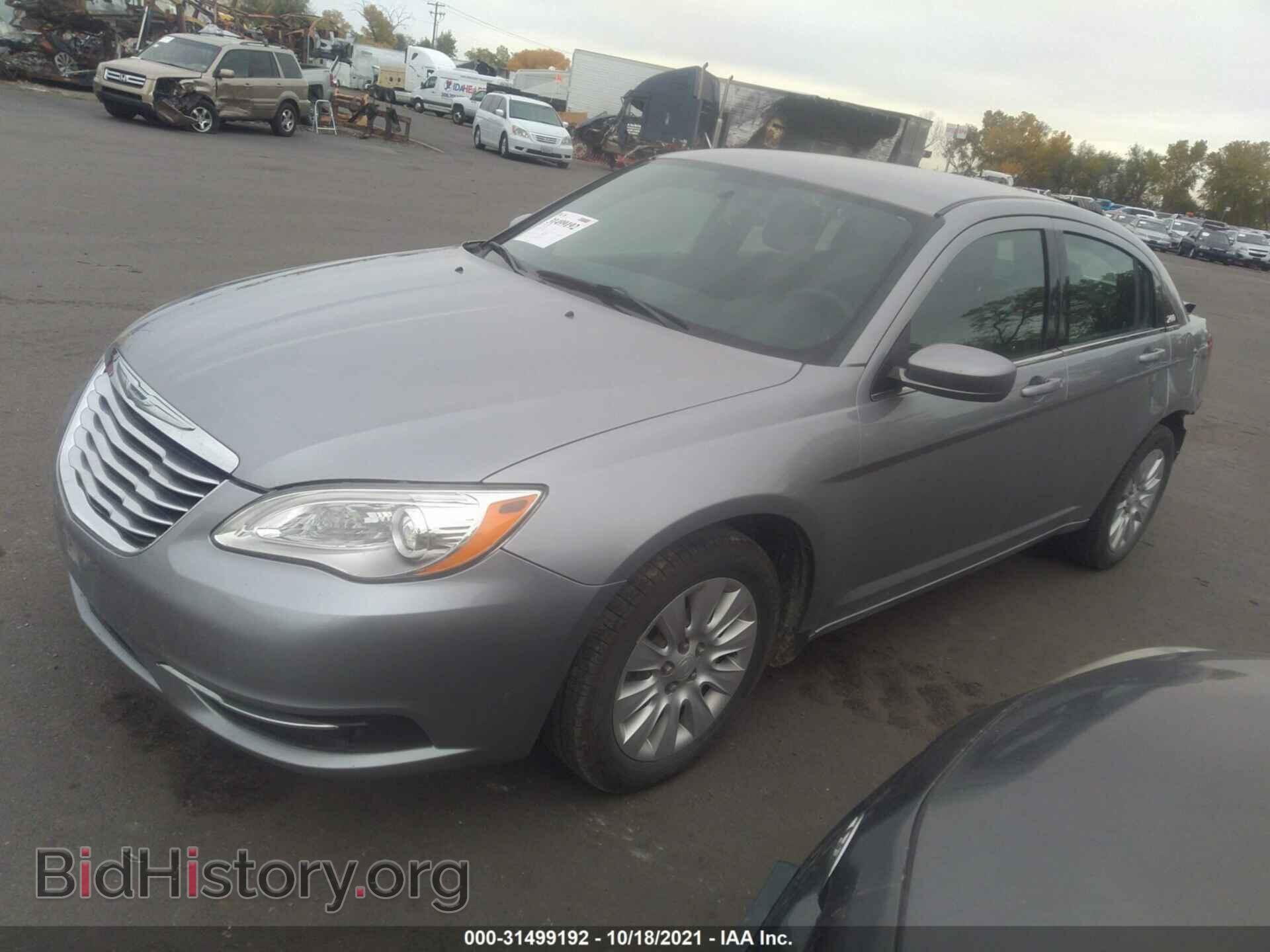 2014 CHRYSLER 200 - VIN: 1C3CCBAB6EN213419 - Фото 2