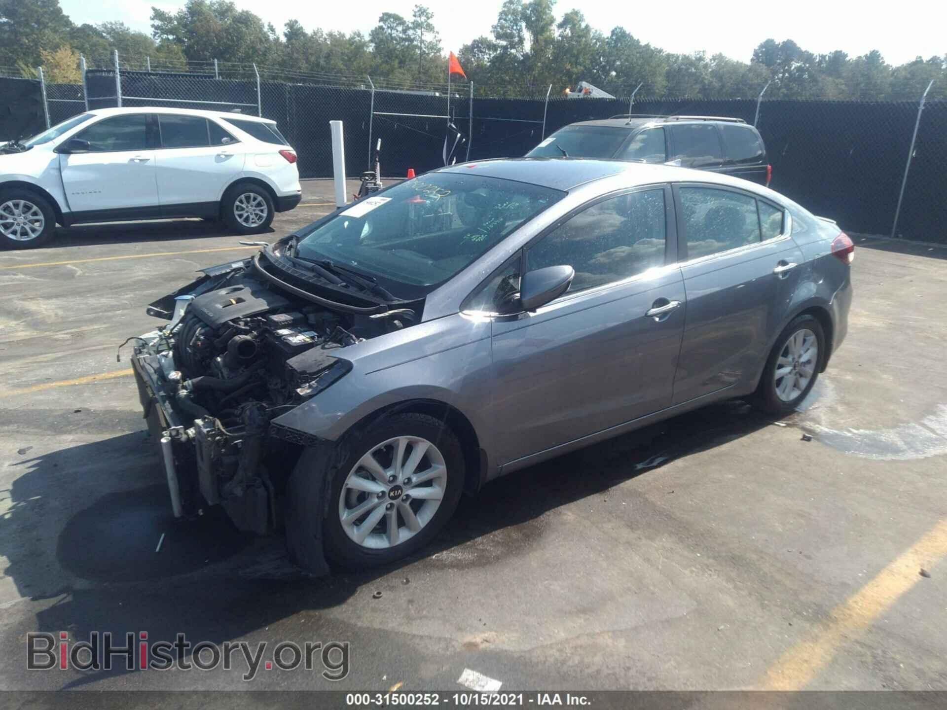 2017 KIA FORTE - VIN: 3KPFL4A72HE083082 - Фото 2