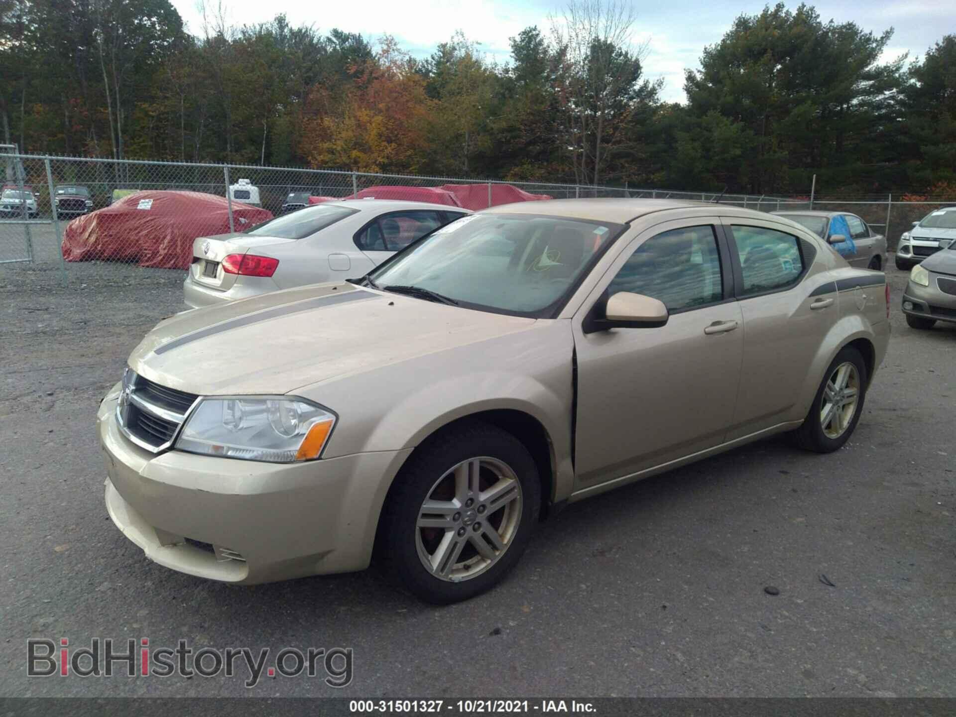 2010 DODGE AVENGER - VIN: 1B3CC1FB3AN190014 - Photo 2