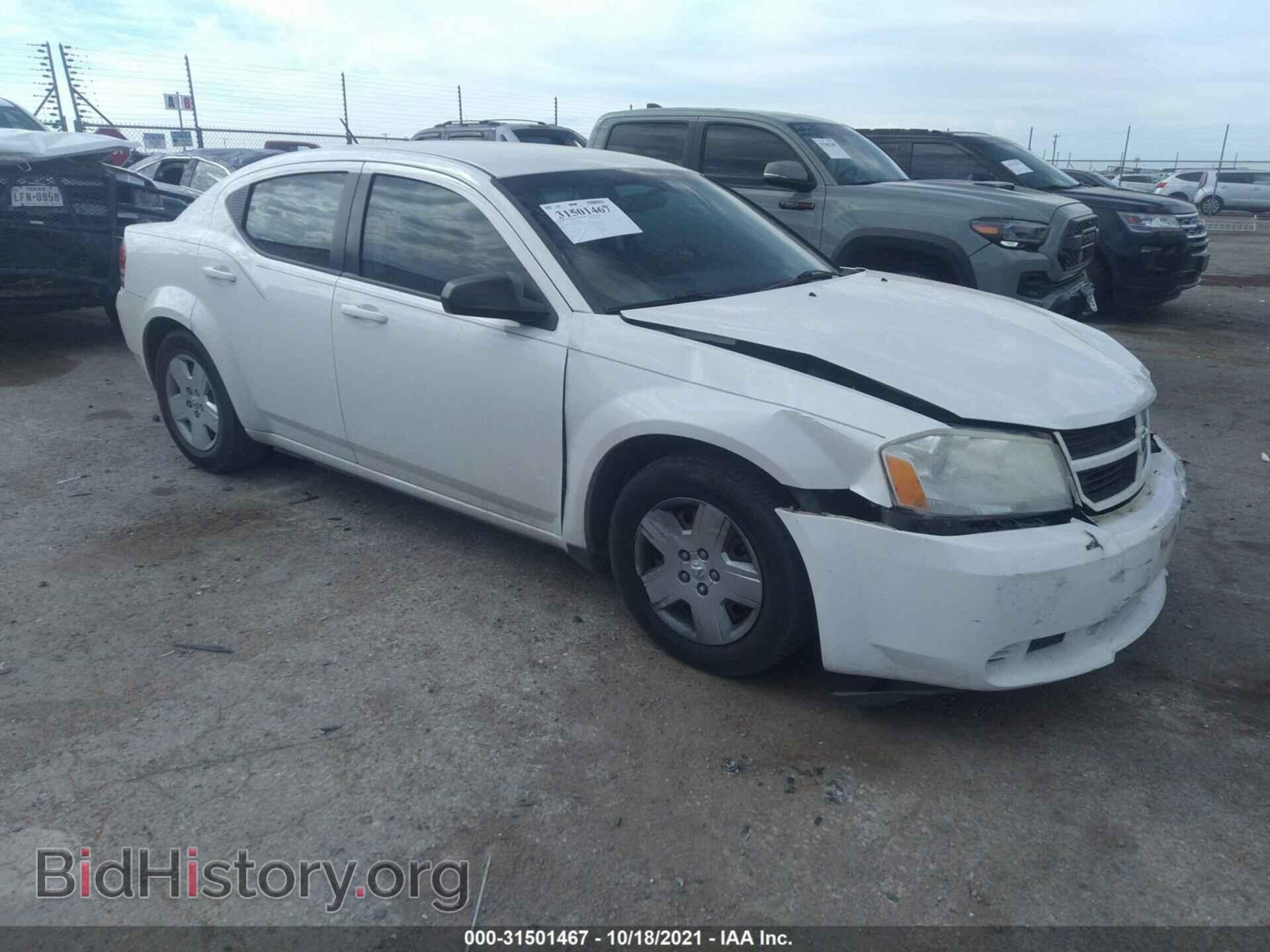 Photo 1B3CC4FB4AN188760 - DODGE AVENGER 2010