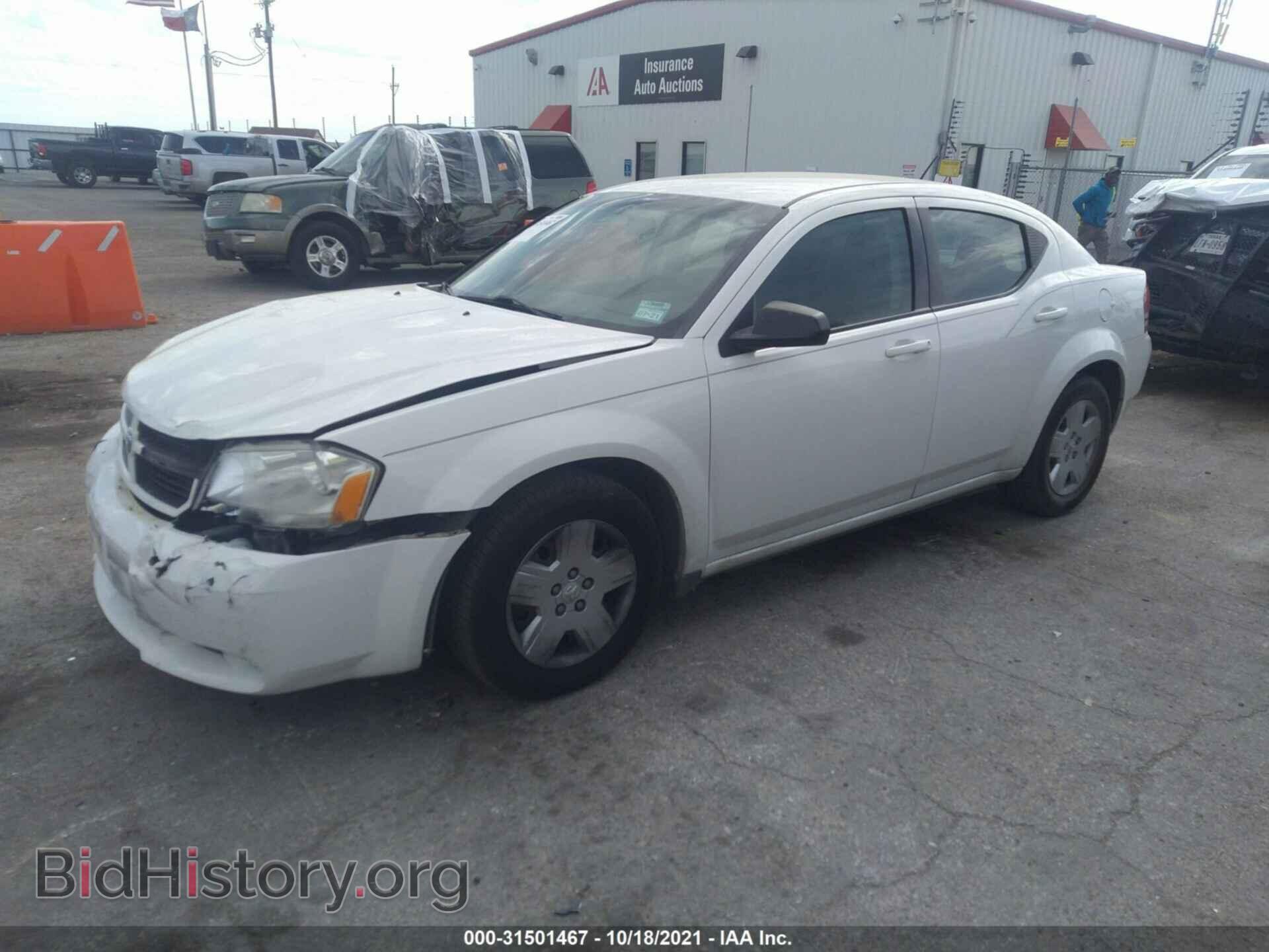 2010 DODGE AVENGER - VIN: 1B3CC4FB4AN188760 - Photo 2