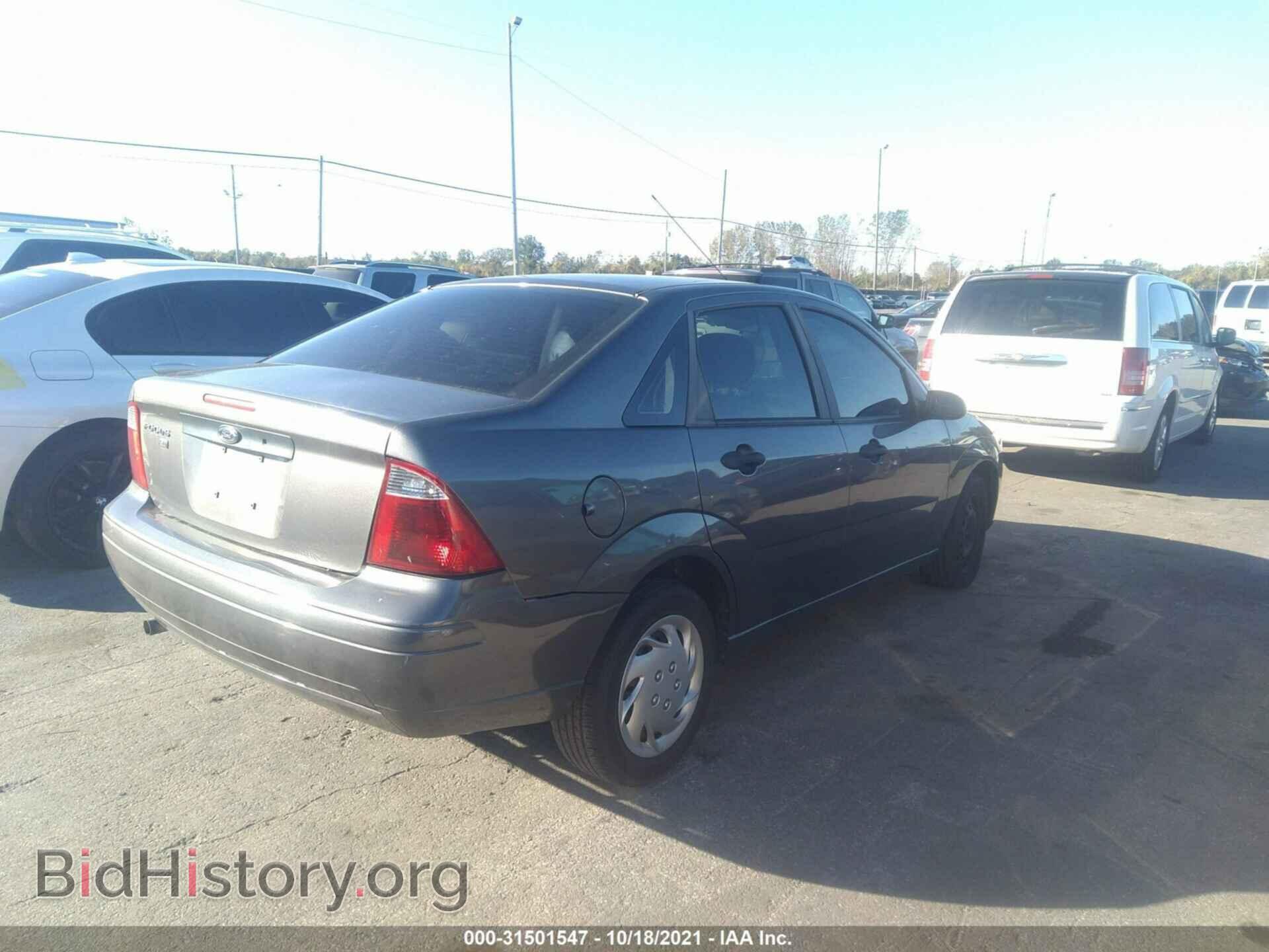 2007 FORD FOCUS - VIN: 1FAFP34NX7W259329 - Фото 4