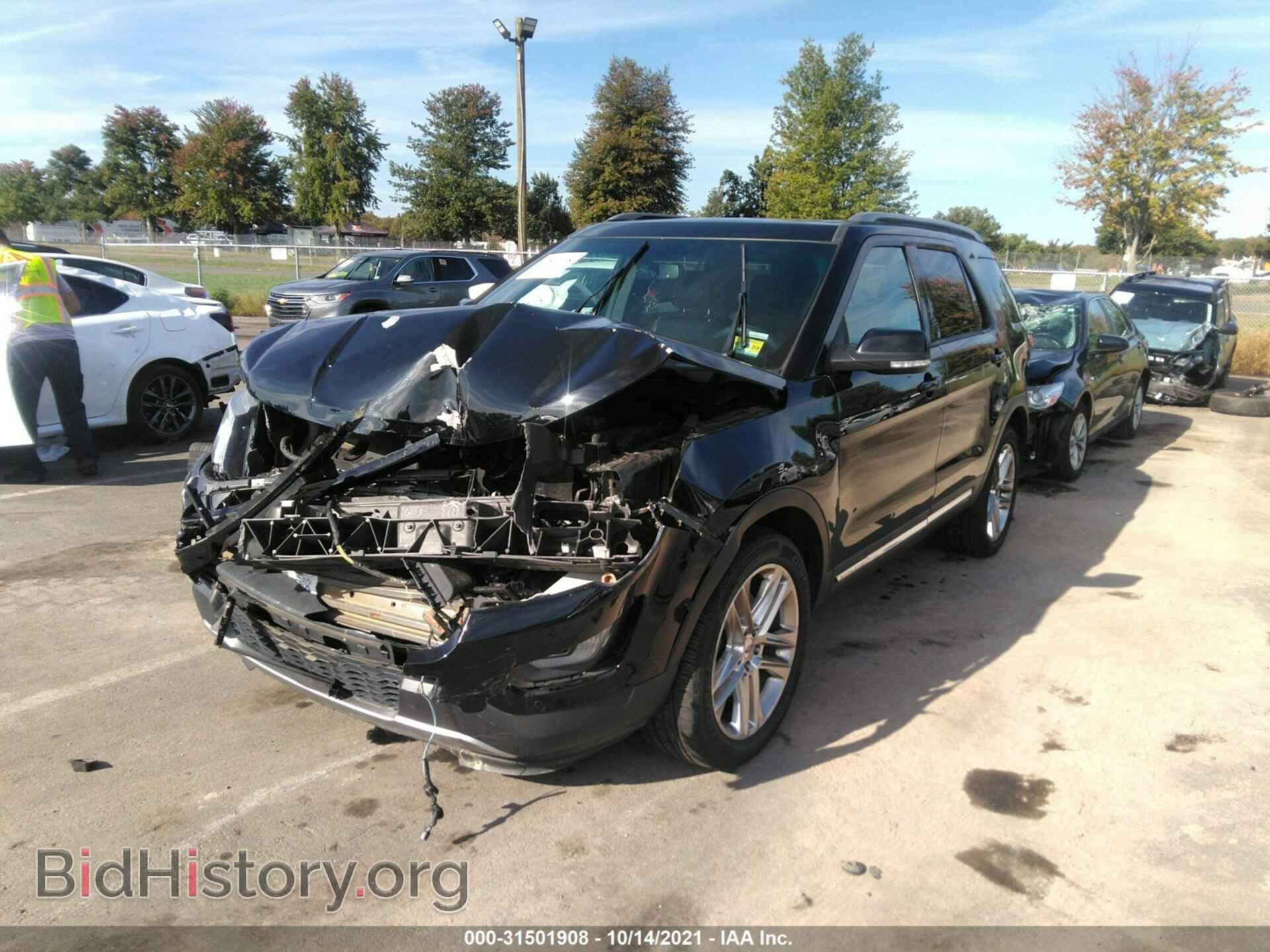 2017 FORD EXPLORER - VIN: 1FM5K8D82HGA01065 - Фото 2