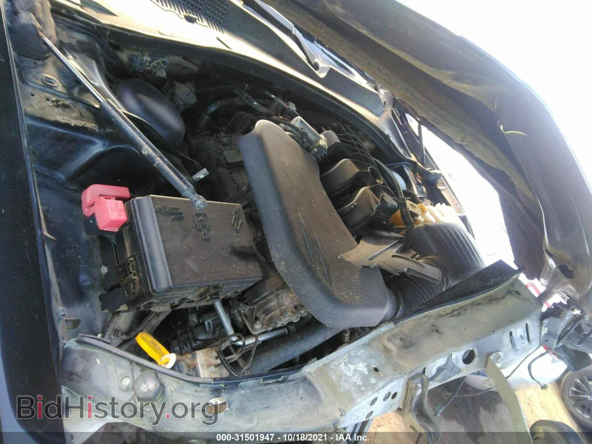 2013 CHRYSLER 300 - VIN: 2C3CCAAG0DH588655 - Фото 10