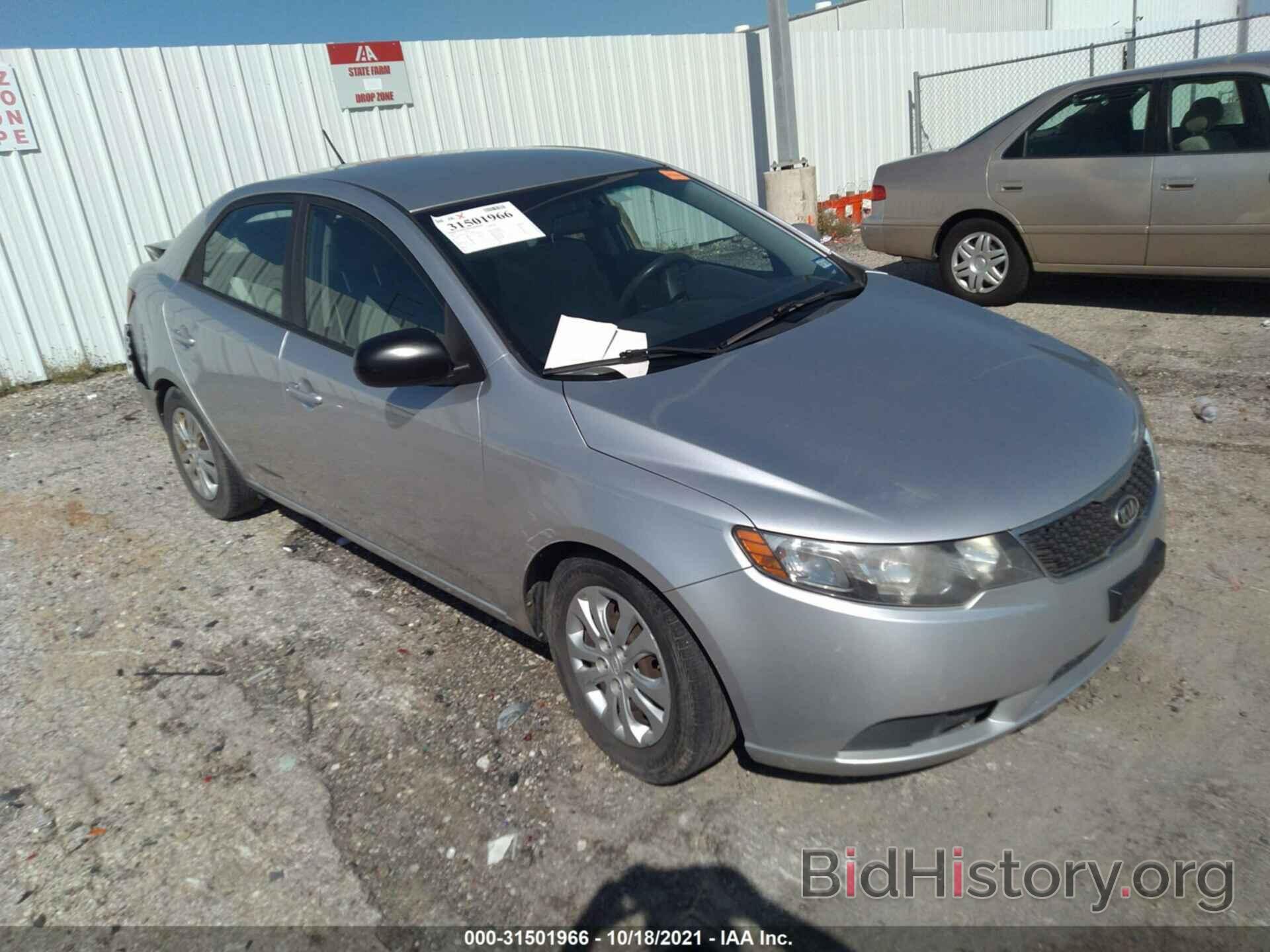 Photo KNAFT4A23C5513823 - KIA FORTE 2012