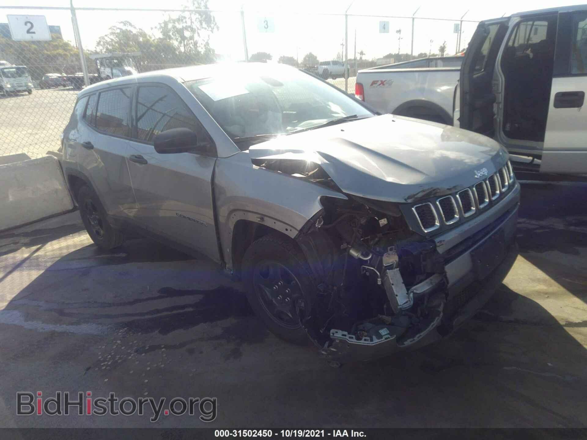 Photo 3C4NJCAB5JT227774 - JEEP COMPASS 2018