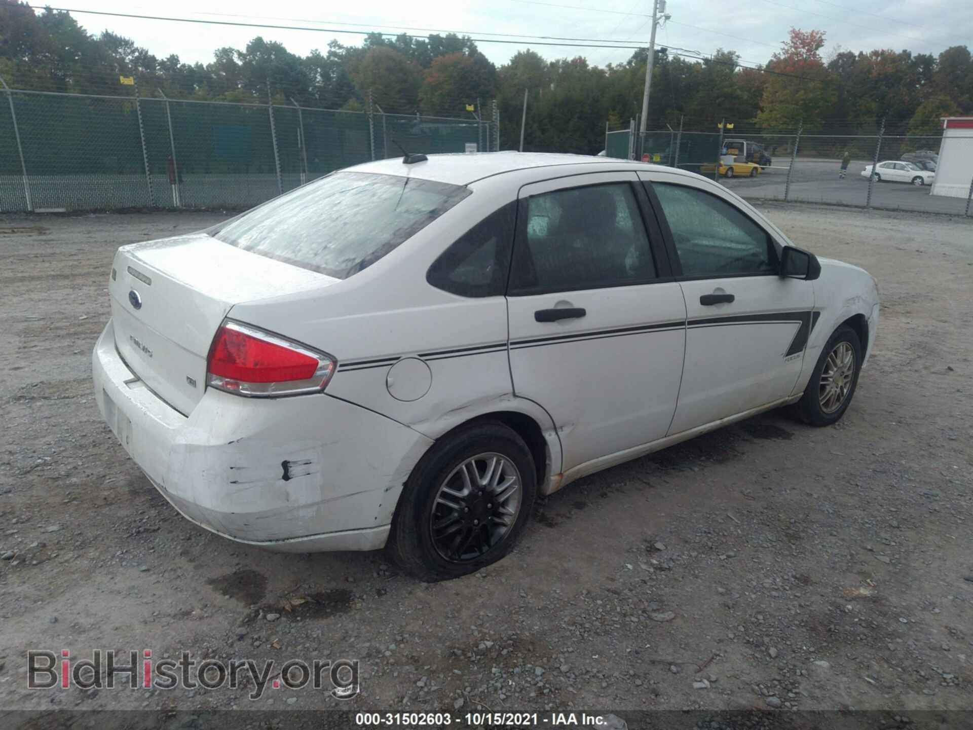 2011 FORD FOCUS - VIN: 1FAHP3FN8BW120590 - Фото 4