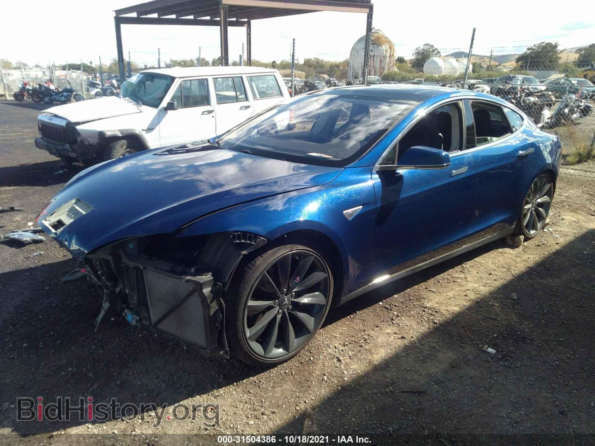 2015 TESLA MODEL S - VIN: 5YJSA1V25FF100644 - Фото 2
