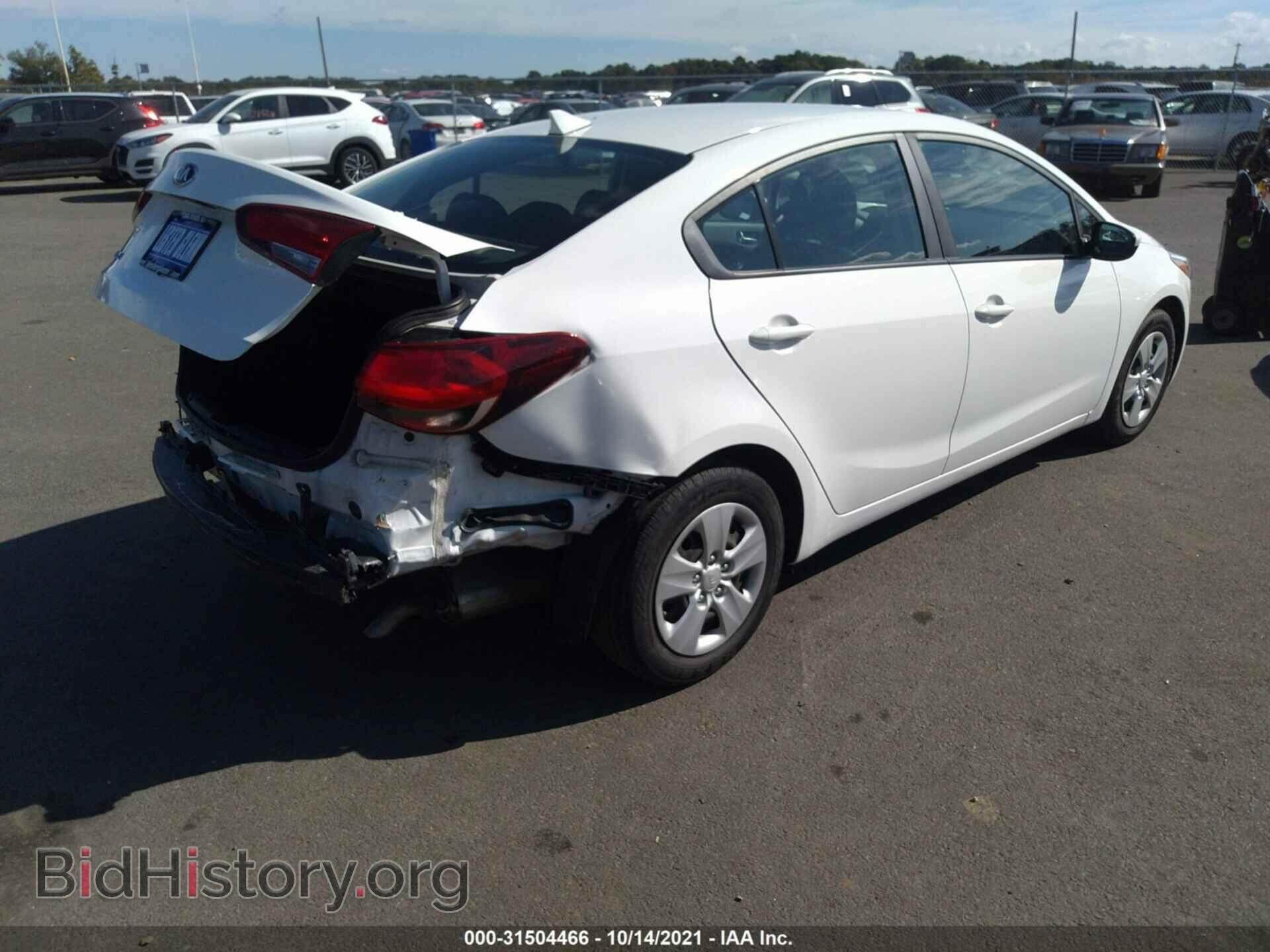 2017 KIA FORTE - VIN: 3KPFK4A70HE125073 - Фото 4