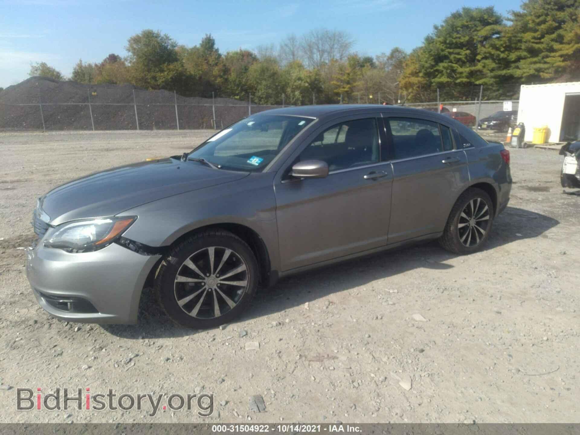 2013 CHRYSLER 200 - VIN: 1C3CCBBG5DN718148 - Photo 2
