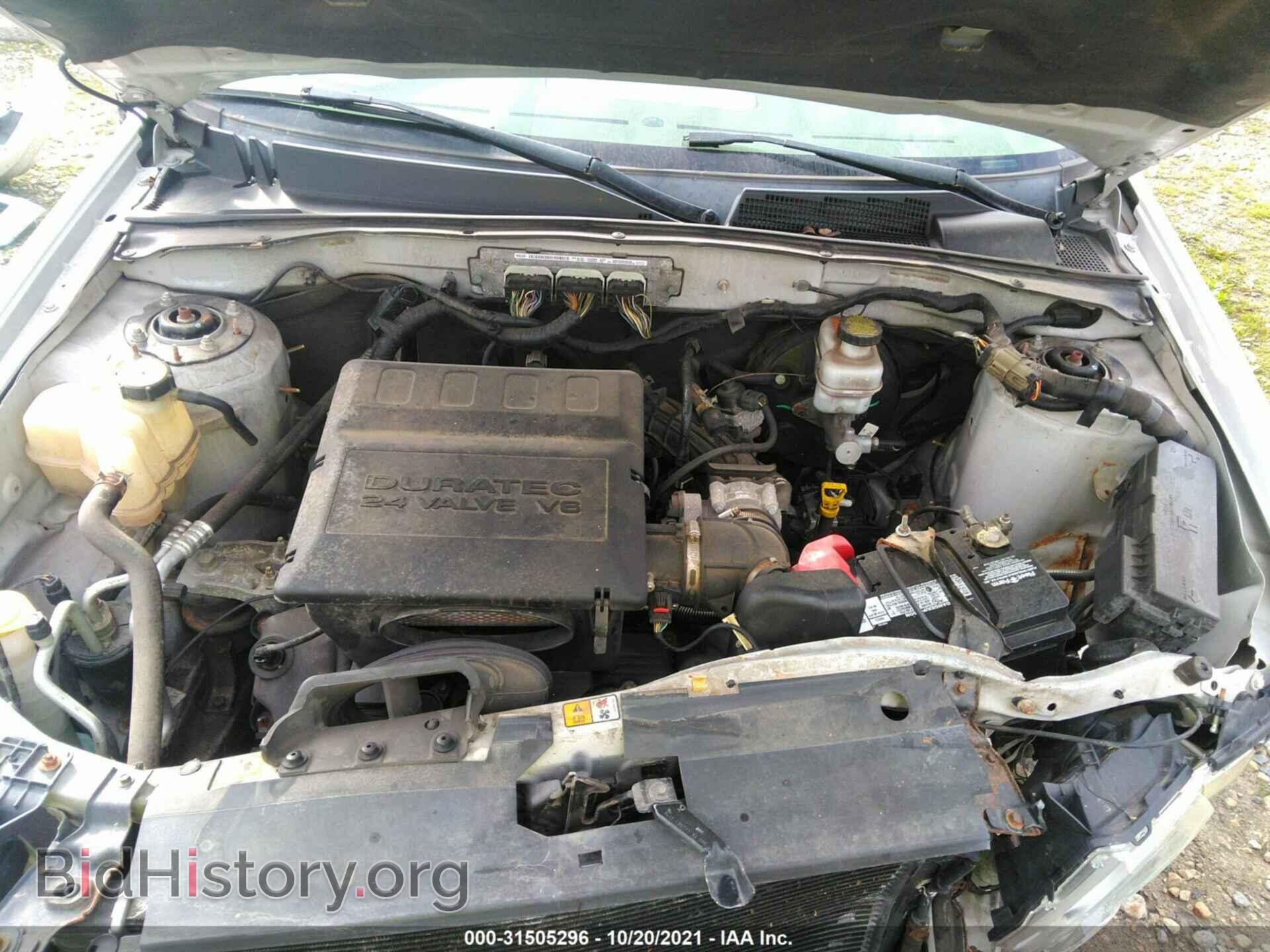 2011 FORD ESCAPE - VIN: 1FMCU0DG7BKC00028 - Фото 10