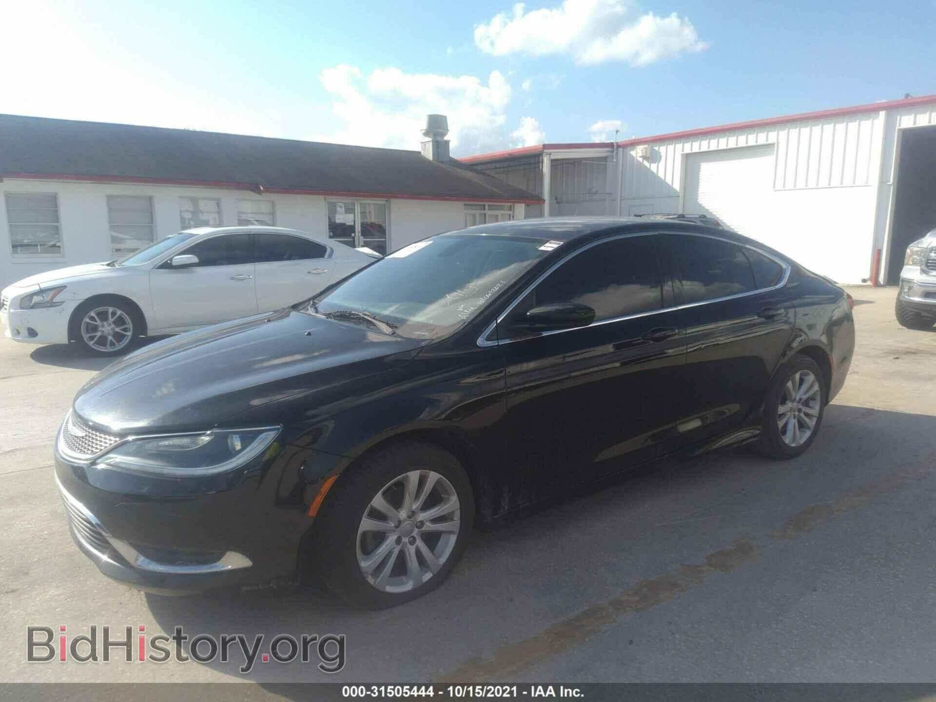 2016 CHRYSLER 200 - VIN: 1C3CCCAB7GN107392 - Фото 2