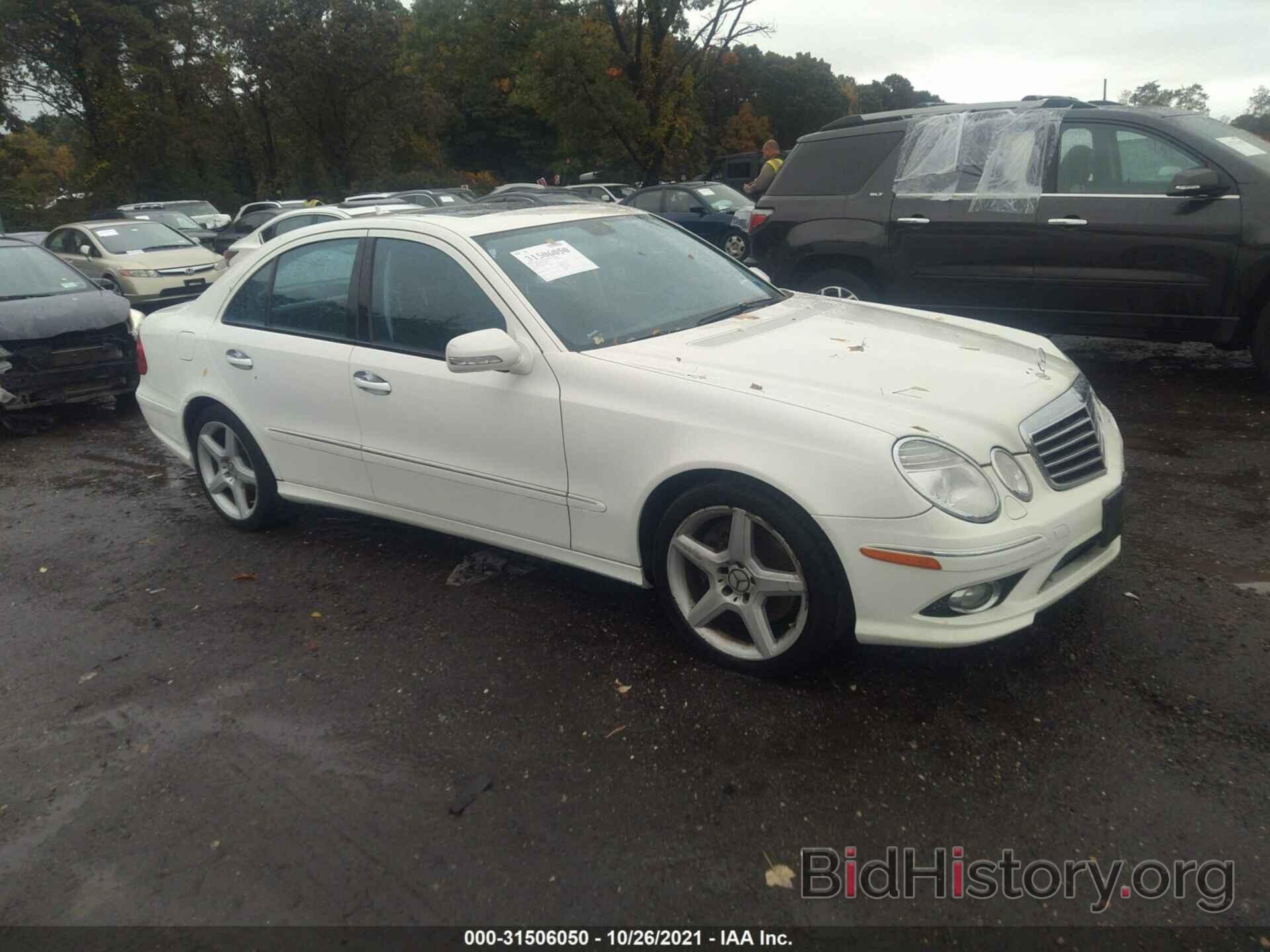 Photo WDBUF87X59B429040 - MERCEDES-BENZ E-CLASS 2009