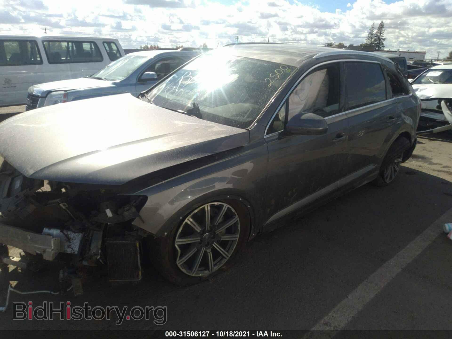 2017 AUDI Q7 - VIN: WA1AAAF7XHD006270 - Фото 2