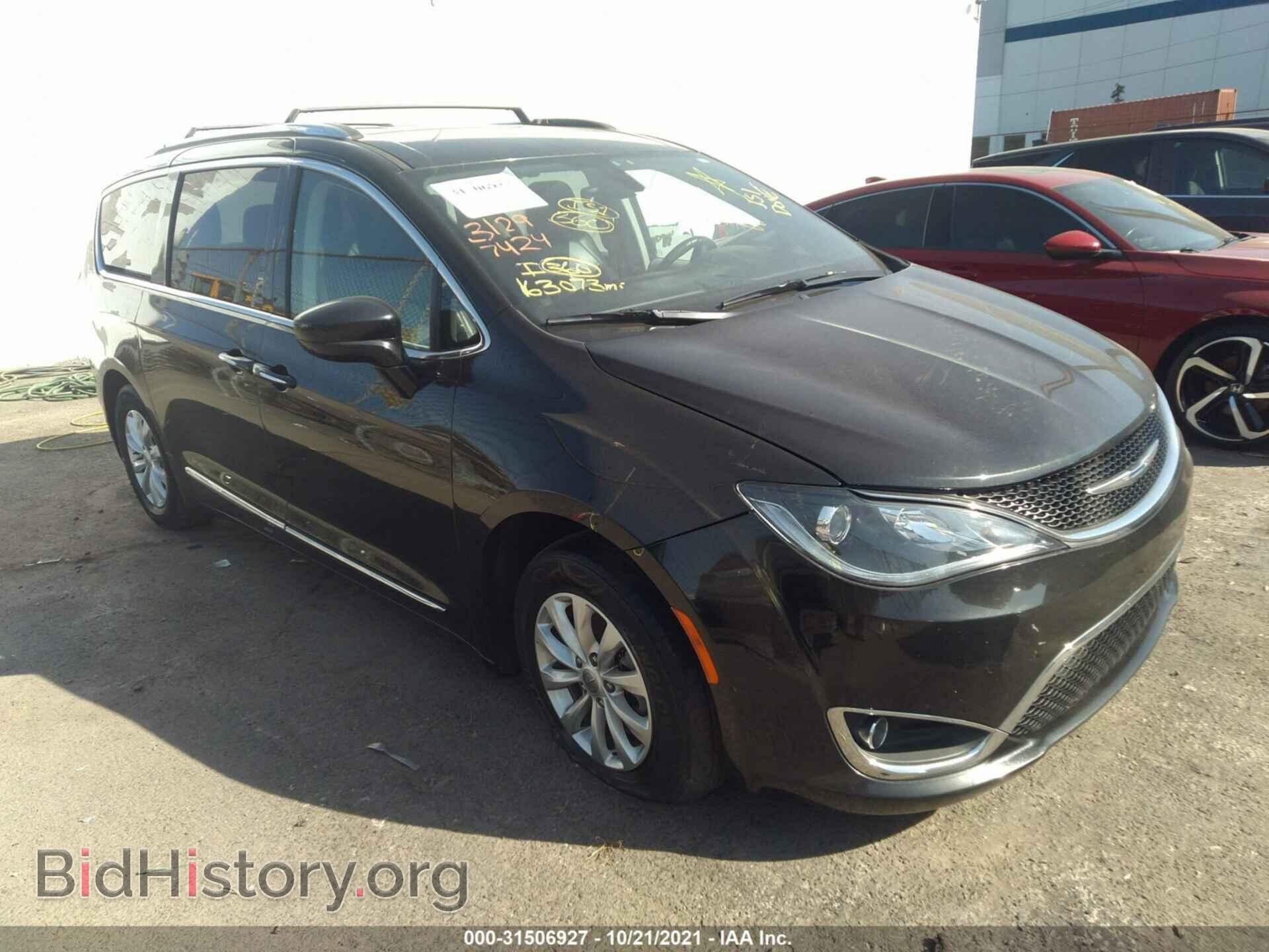 Фотография 2C4RC1BG0JR143942 - CHRYSLER PACIFICA 2018